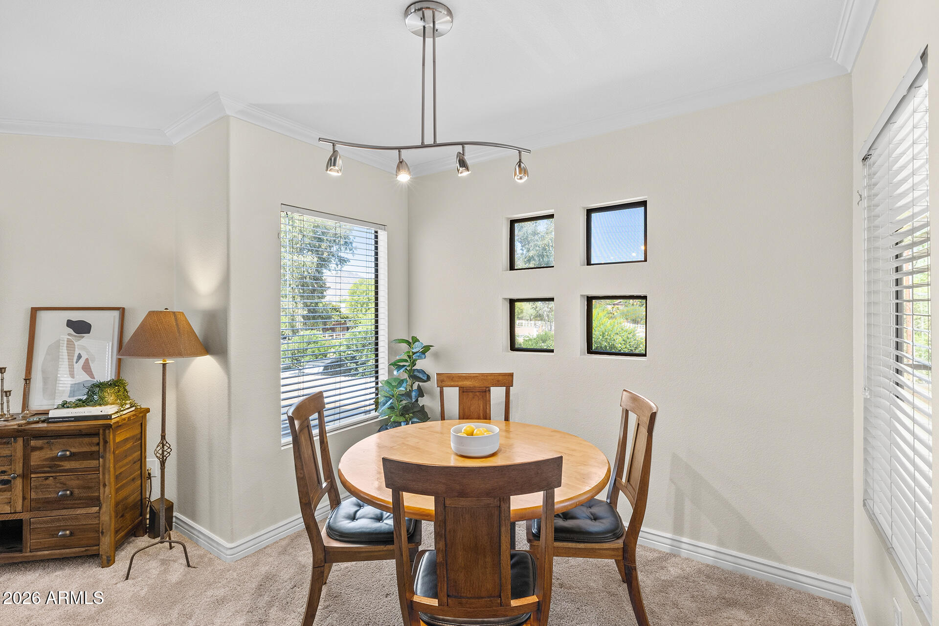7575 E INDIAN BEND Road 2076