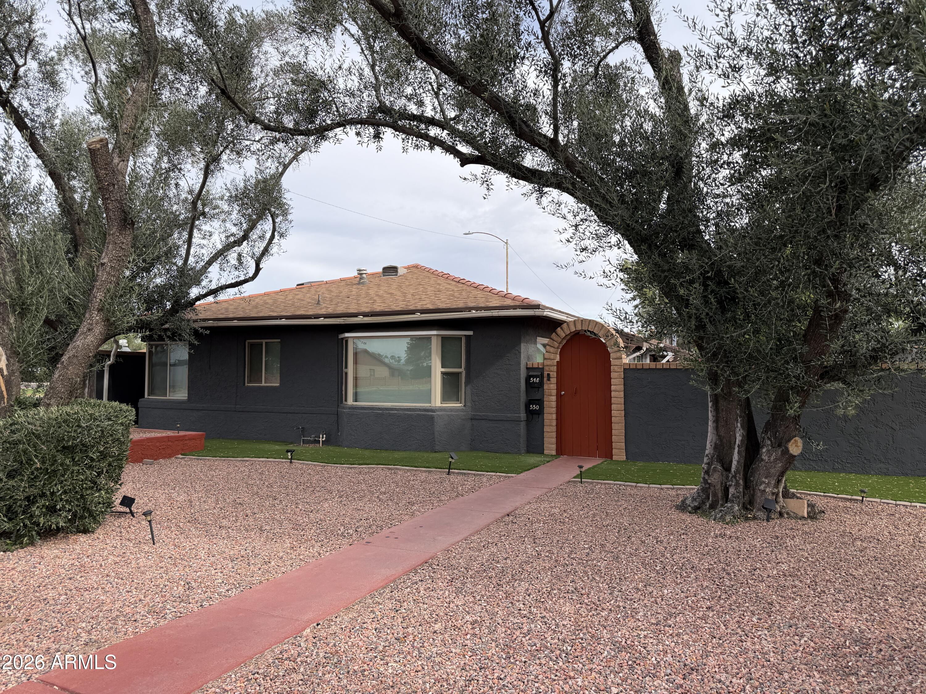548 W SAN JUAN Avenue