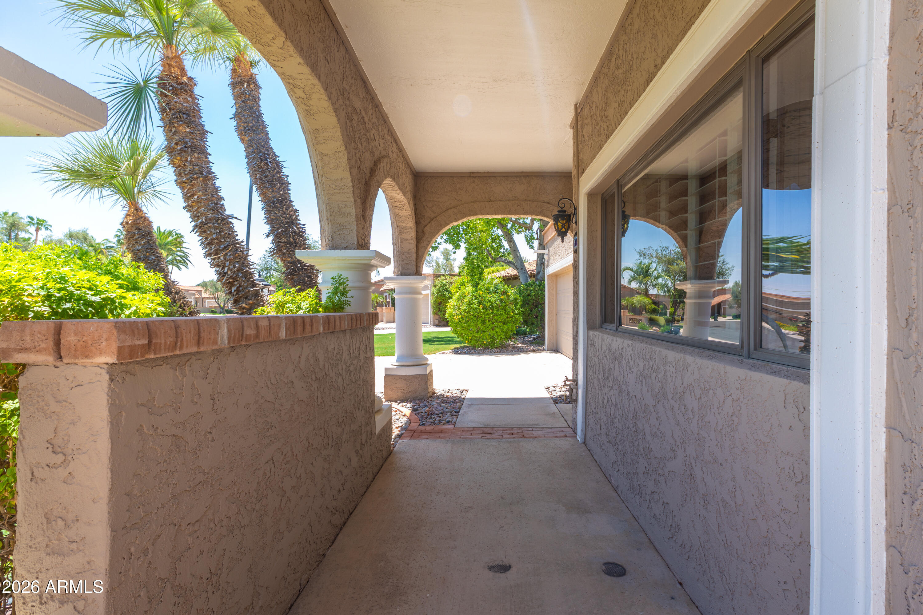 7814 N VIA DE FRONTERA