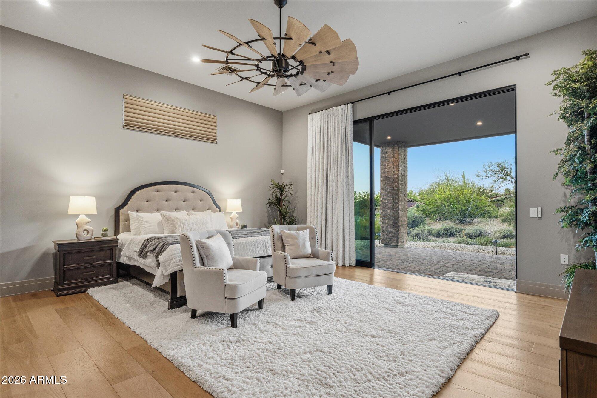 9243 E VISTA Drive