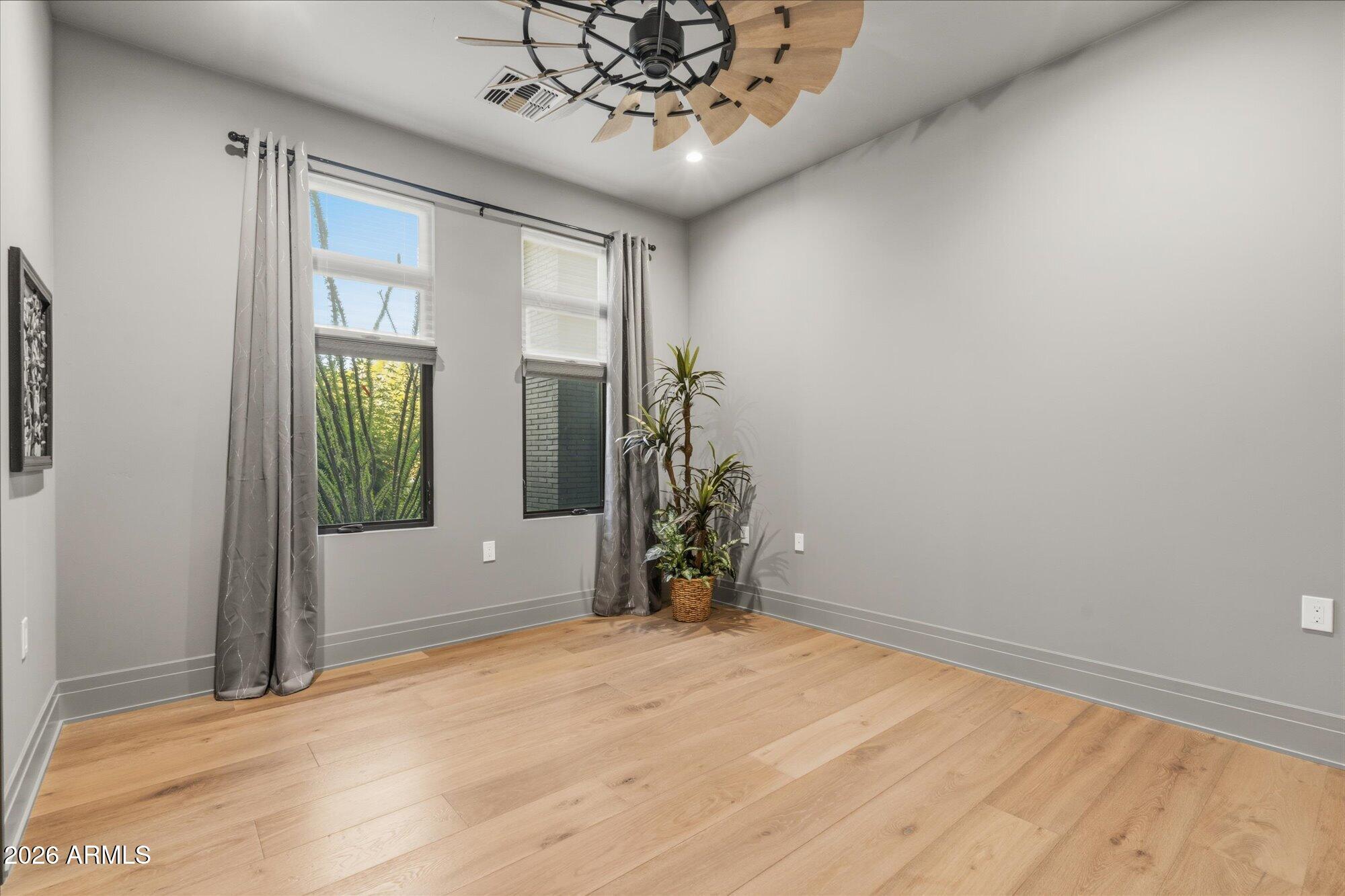 9243 E VISTA Drive