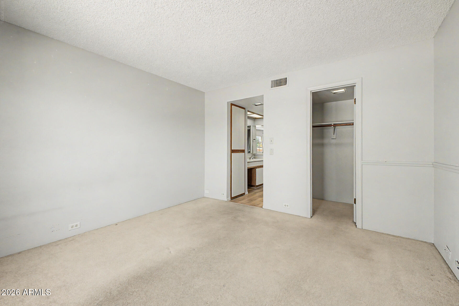 10410 N CAVE CREEK Road 1009