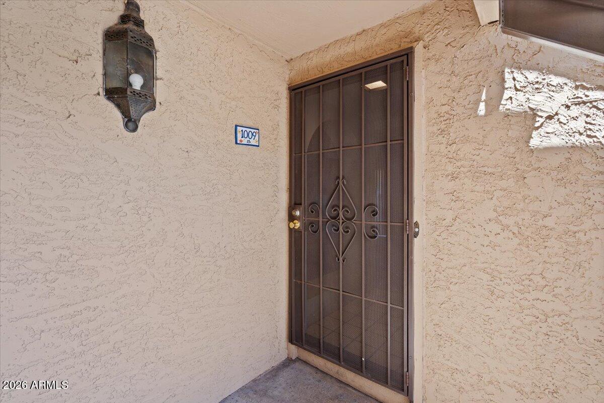 10410 N CAVE CREEK Road 1009