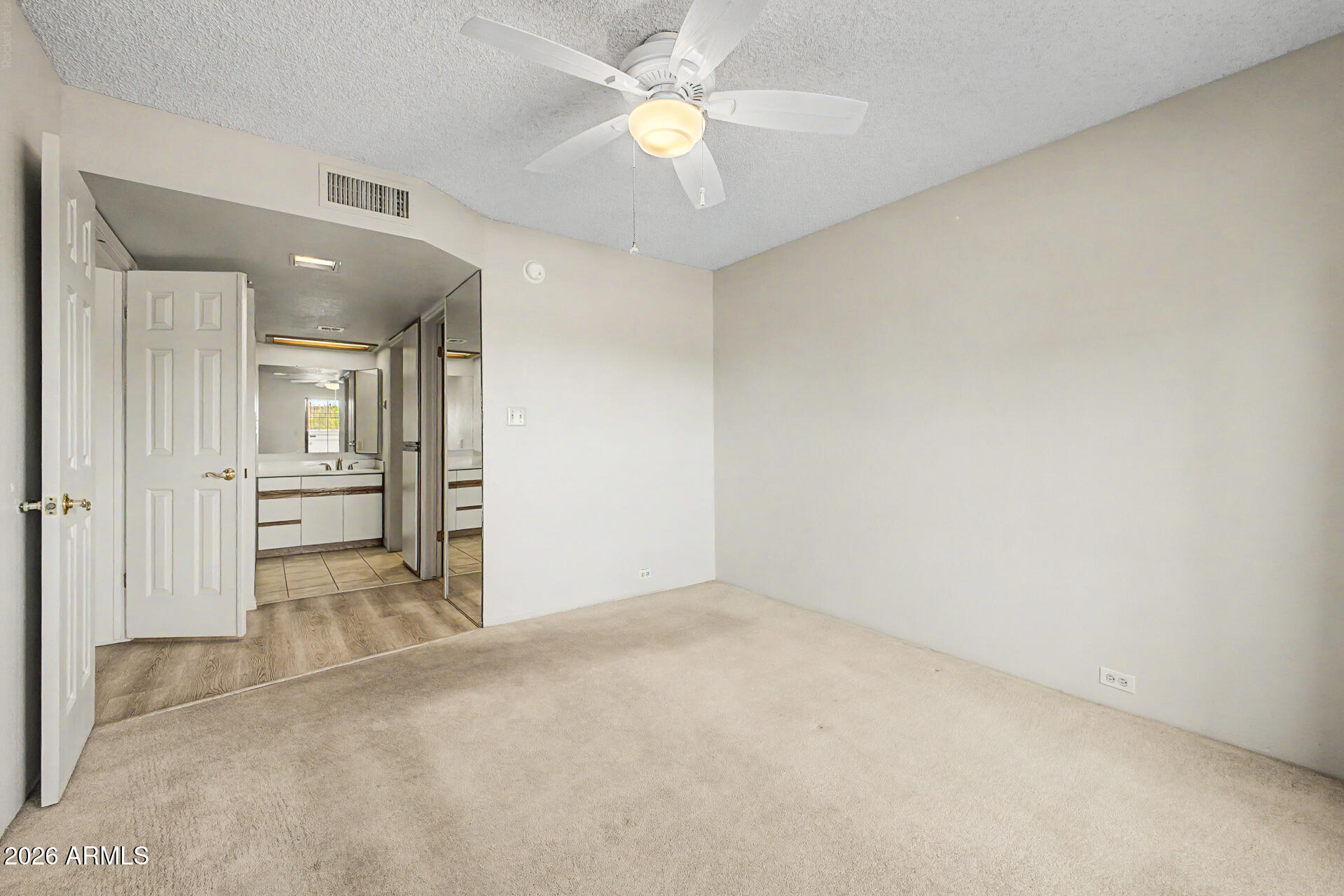 10410 N CAVE CREEK Road 1009