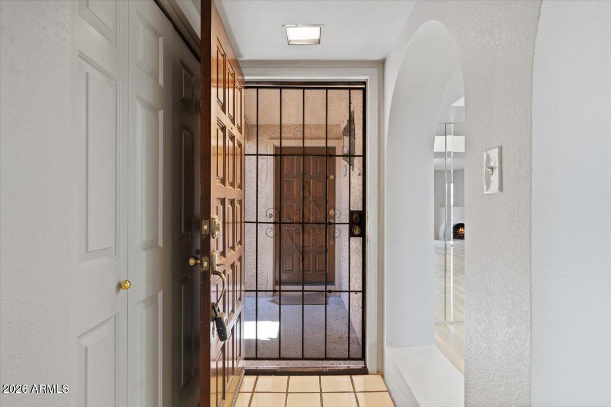 10410 N CAVE CREEK Road 1009