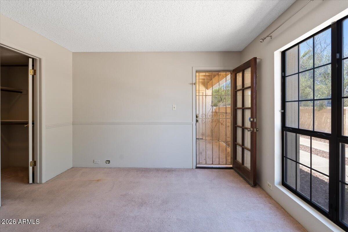 10410 N CAVE CREEK Road 1009