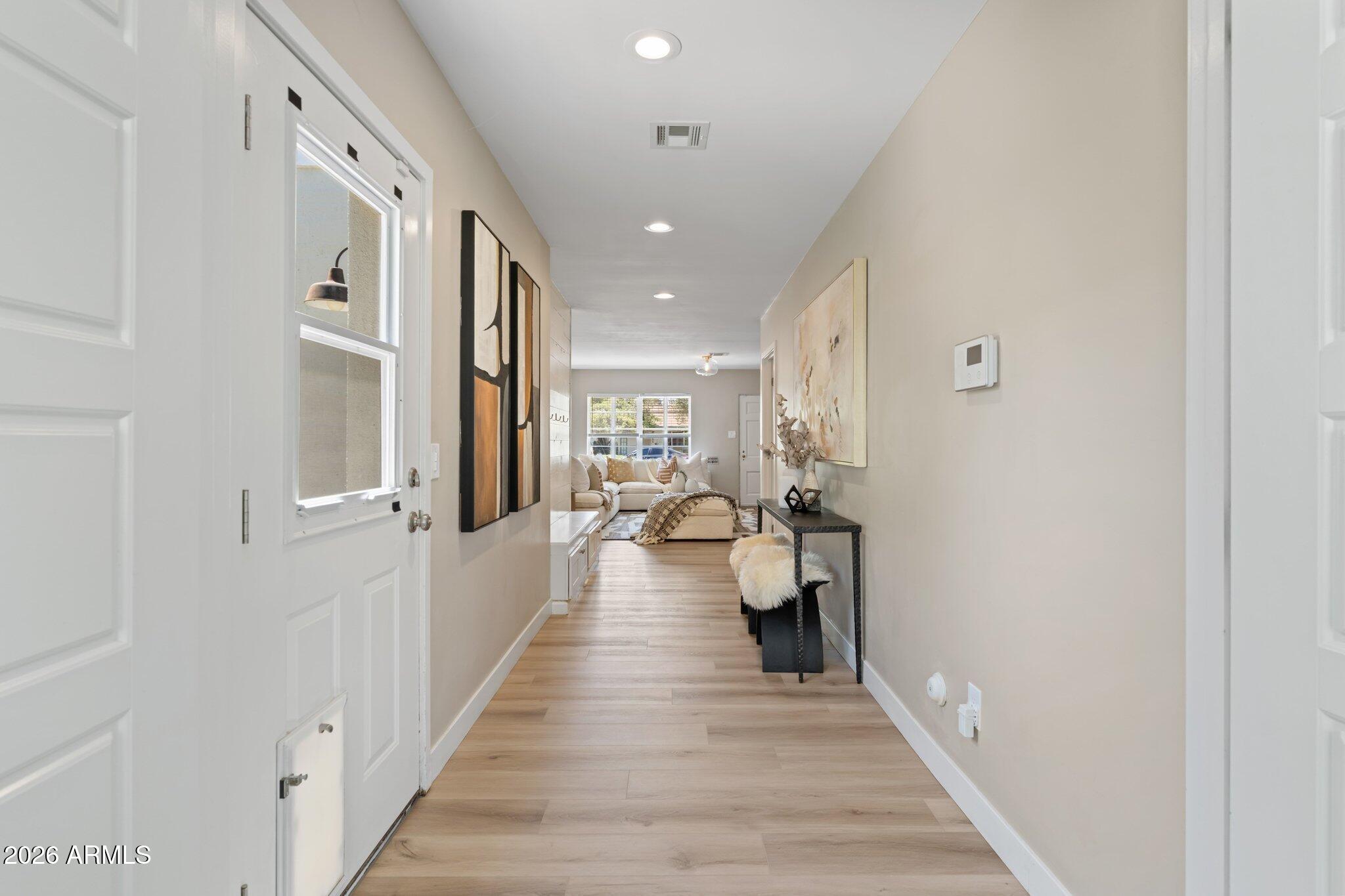 322 W CORONADO Road
