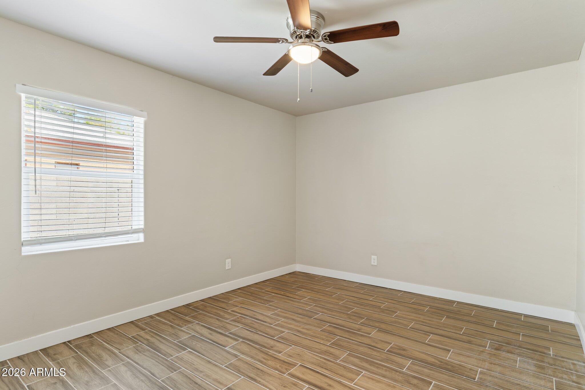 322 W CORONADO Road