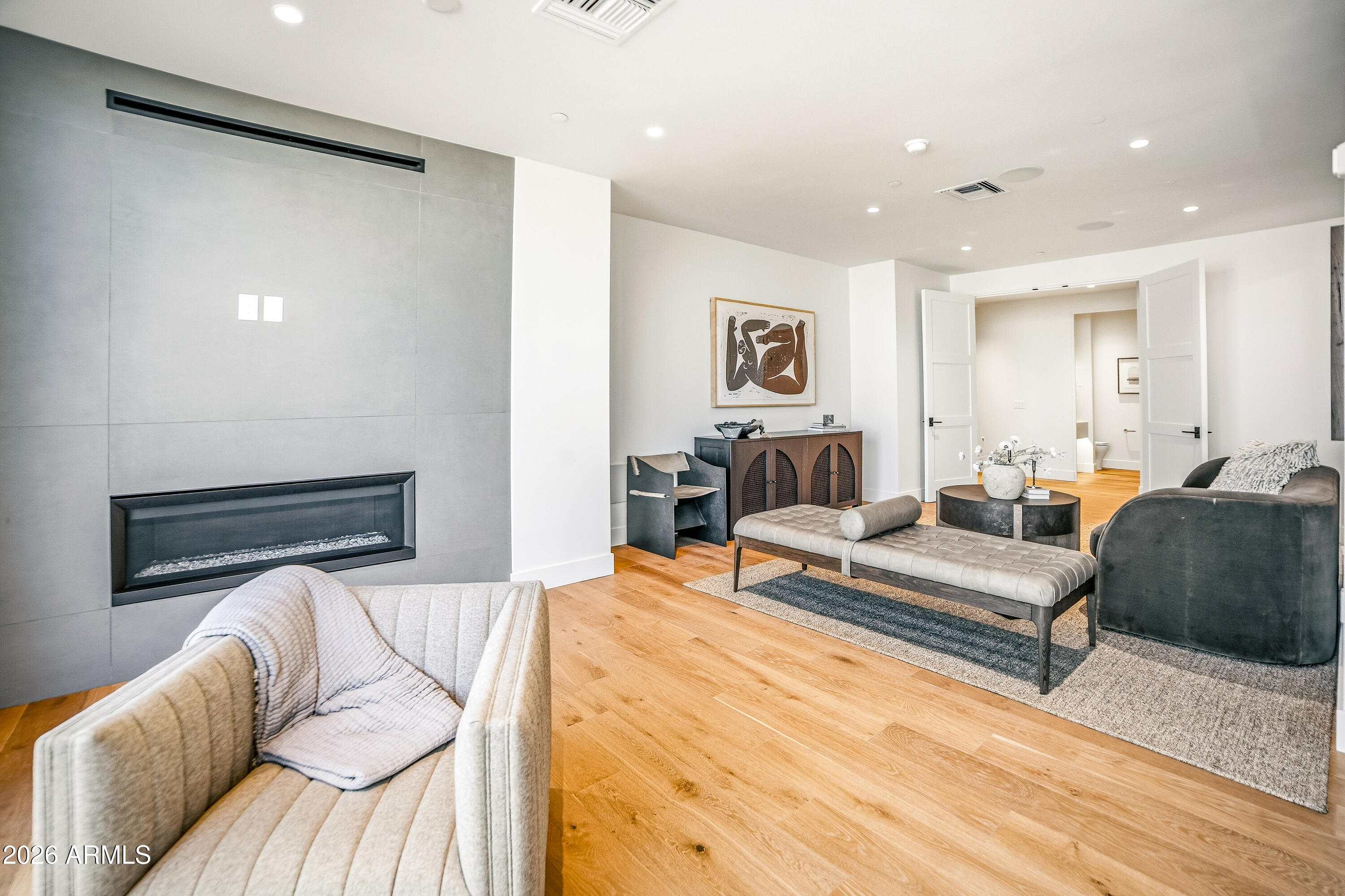 5000 N Camelback Ridge Drive 210