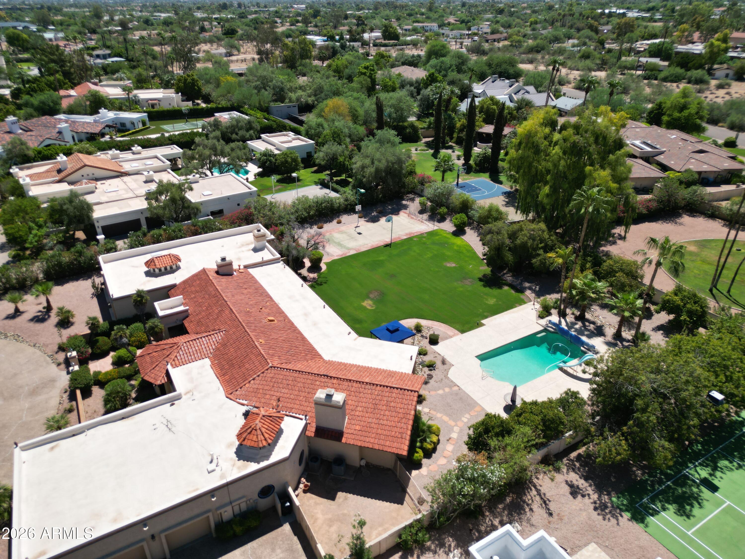 6301 E NAUMANN Drive