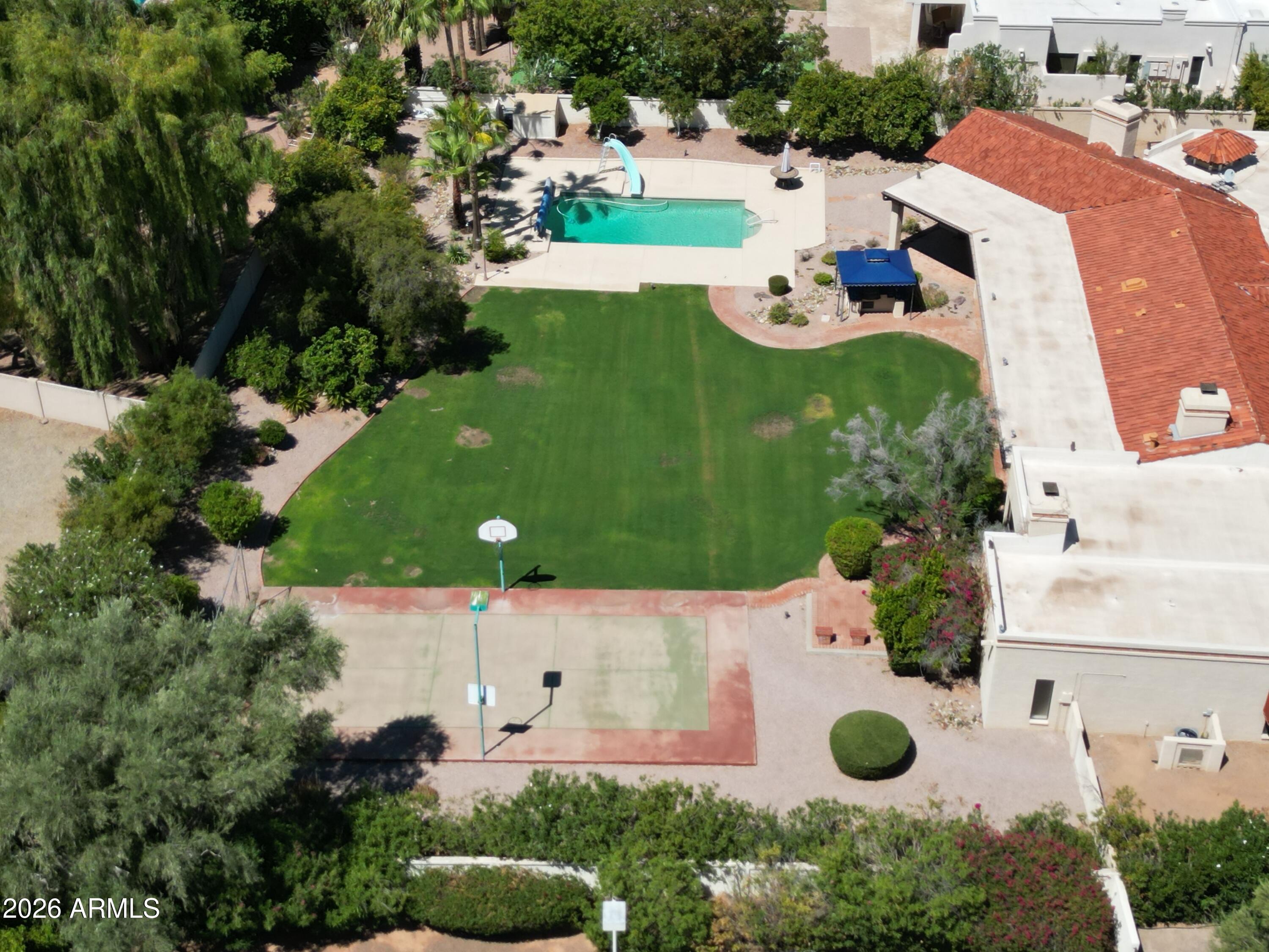6301 E NAUMANN Drive