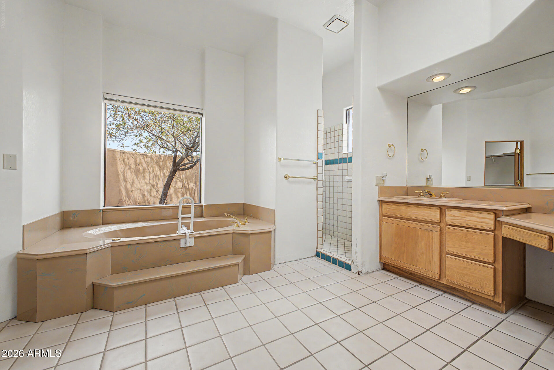 22800 N 93RD Place