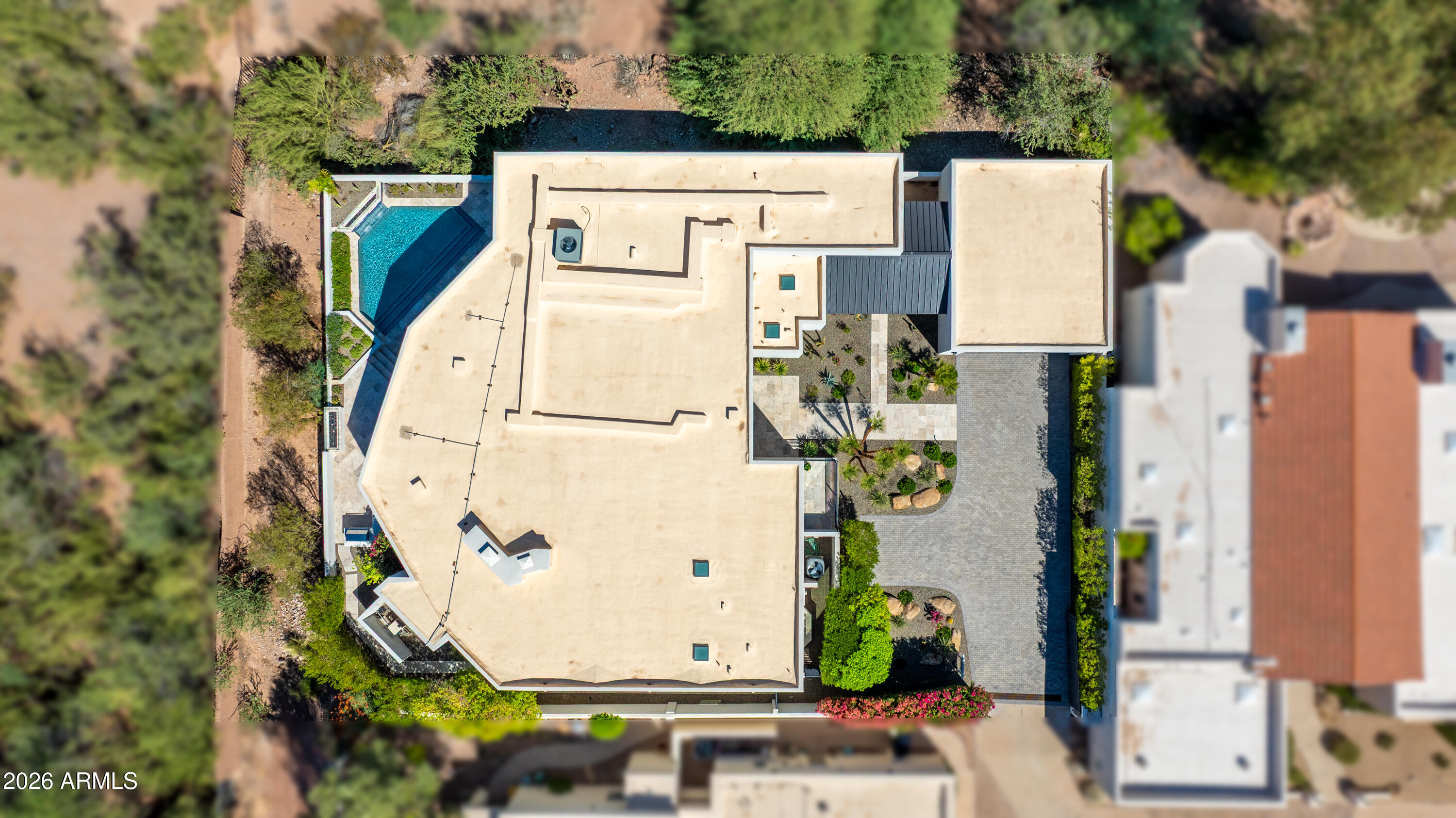 5724 N ECHO CANYON Drive