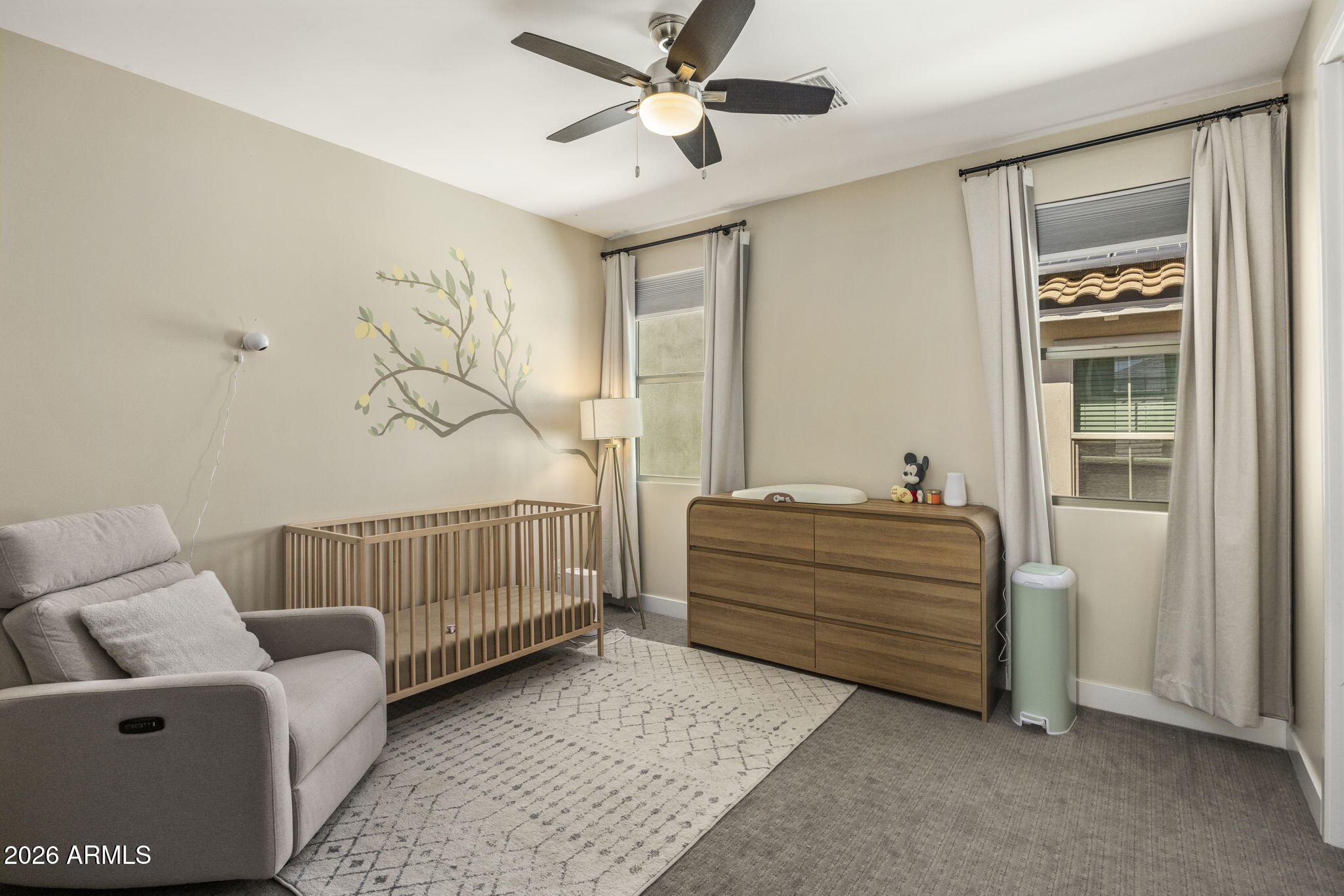 2323 W DUANE Lane