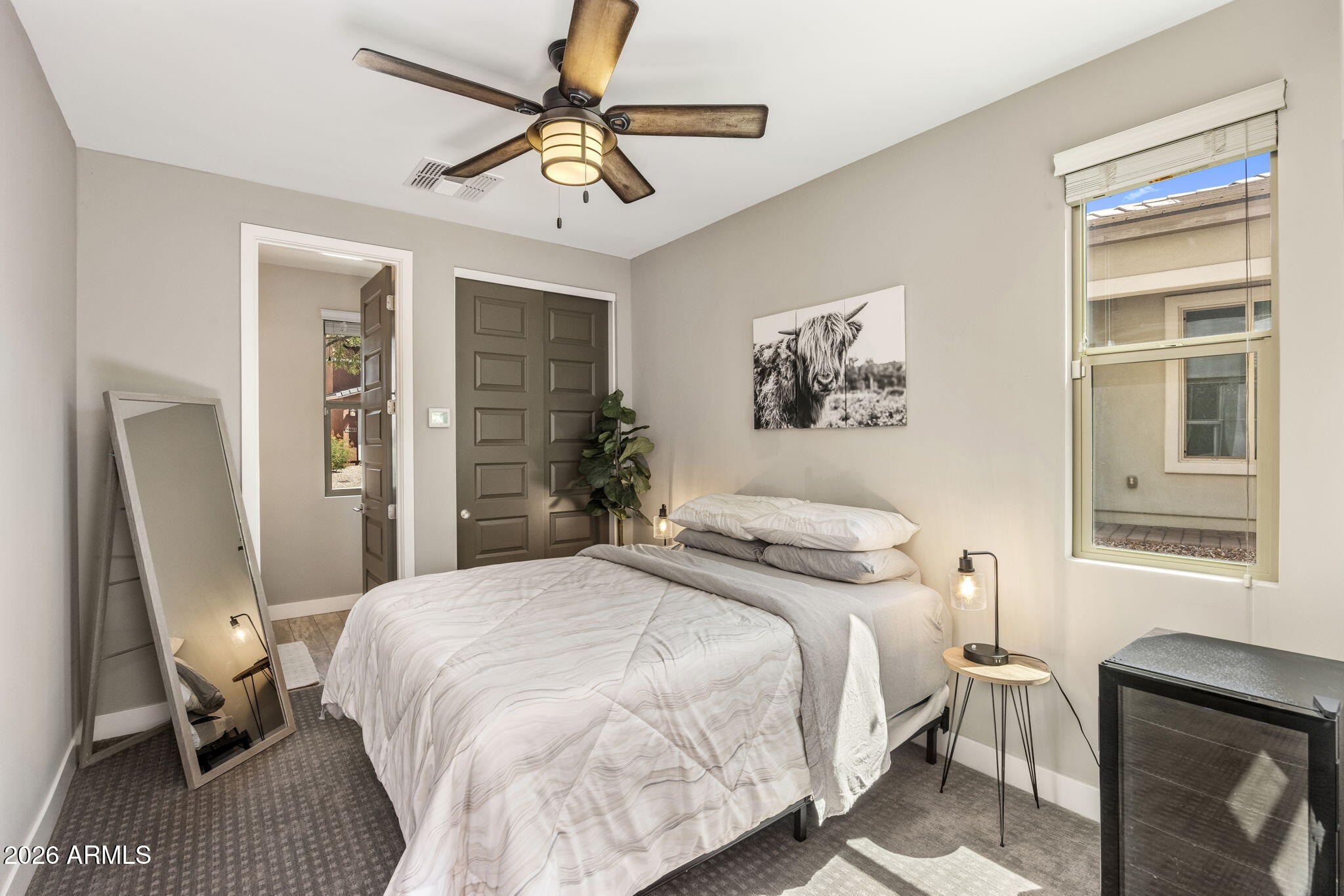 2323 W DUANE Lane