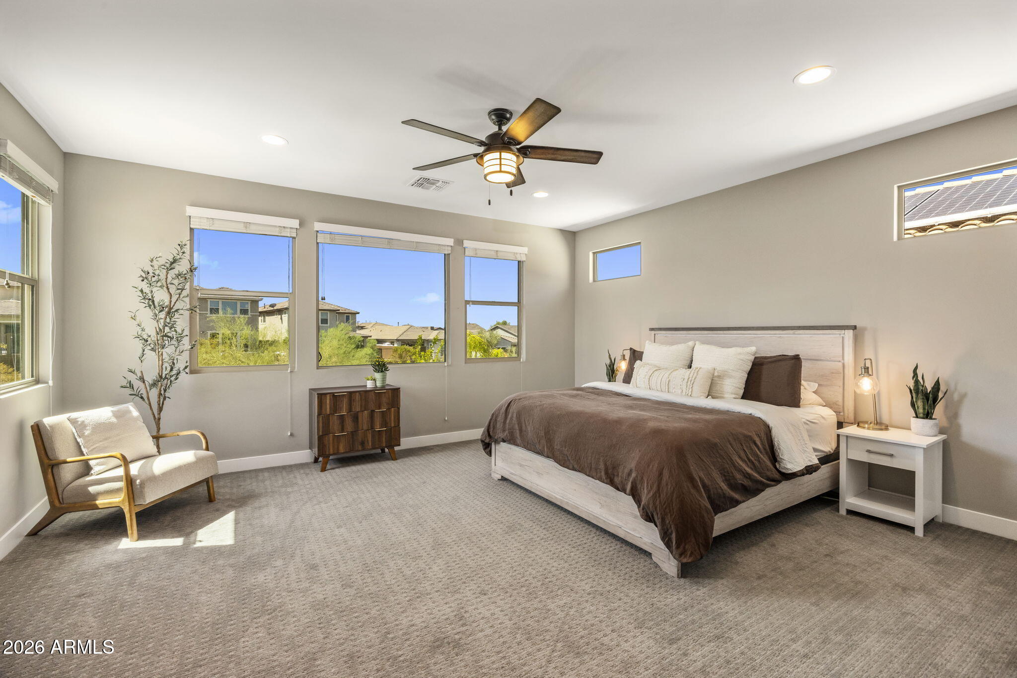 2323 W DUANE Lane