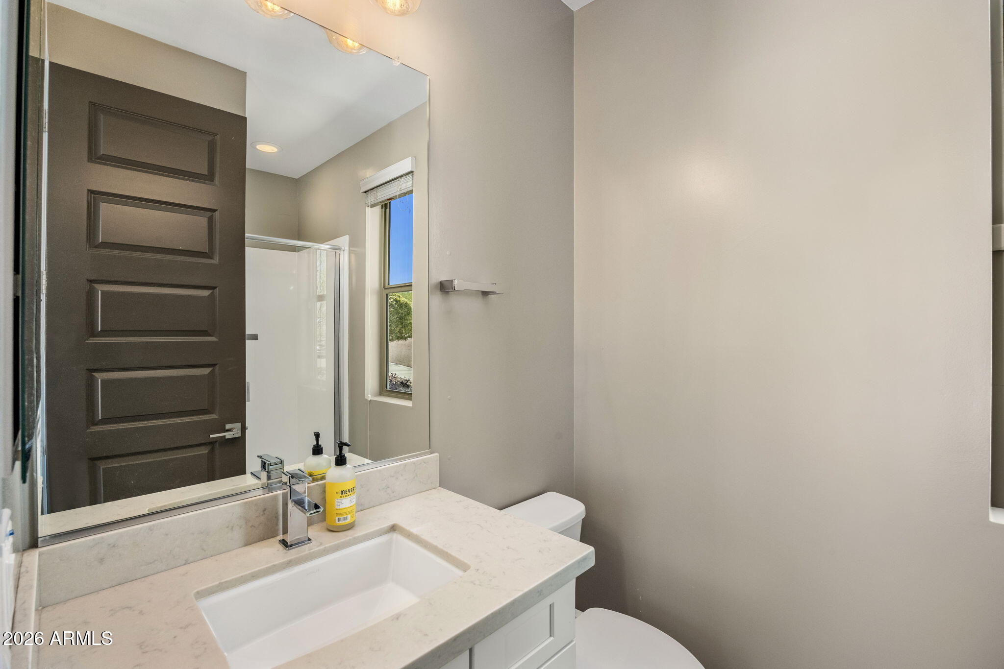 2323 W DUANE Lane