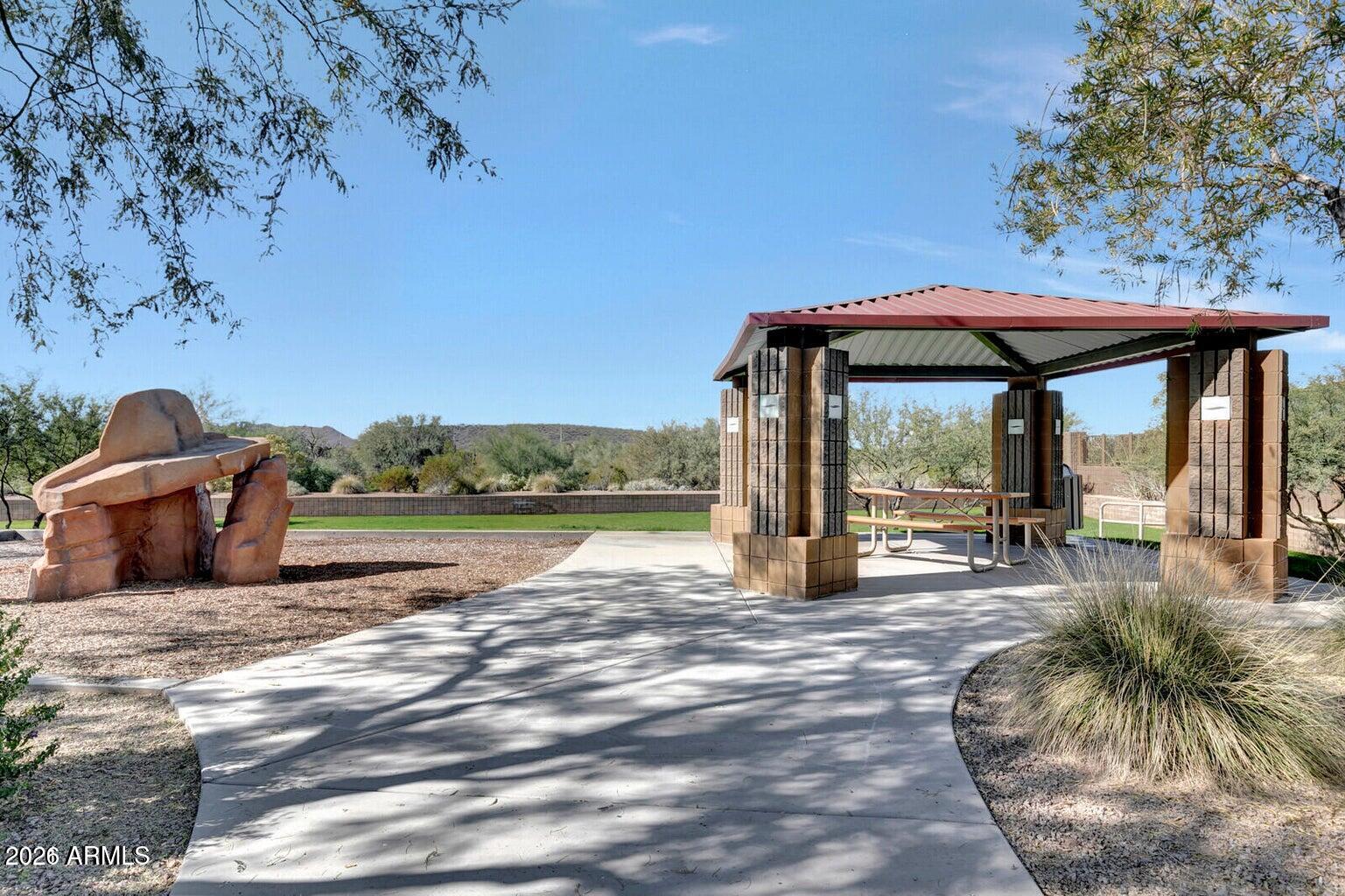 2323 W DUANE Lane