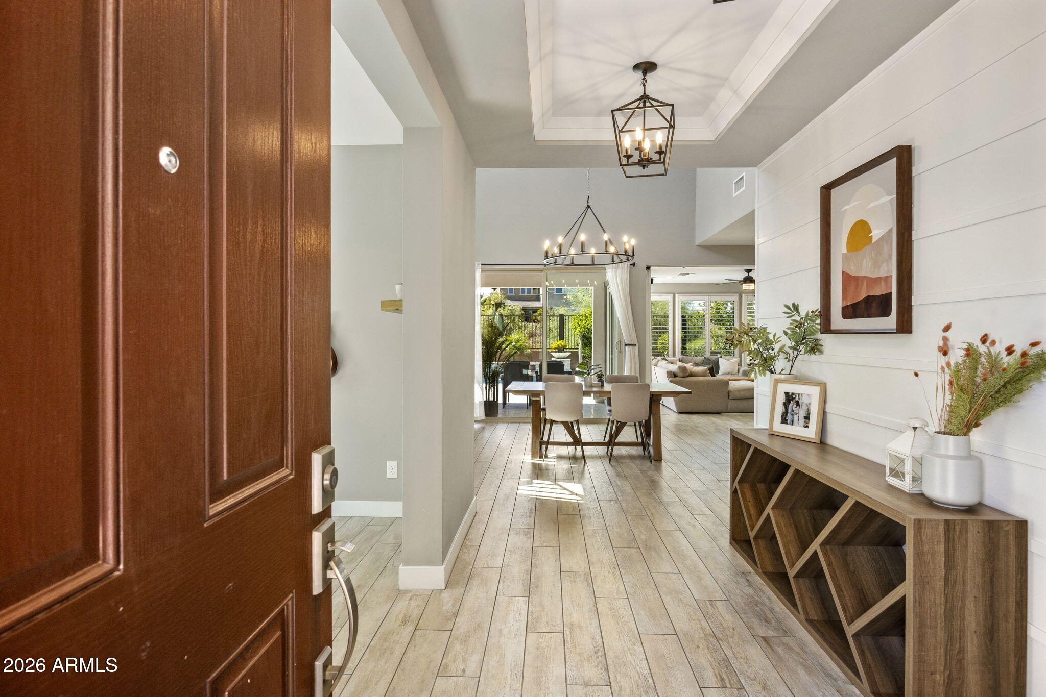 2323 W DUANE Lane