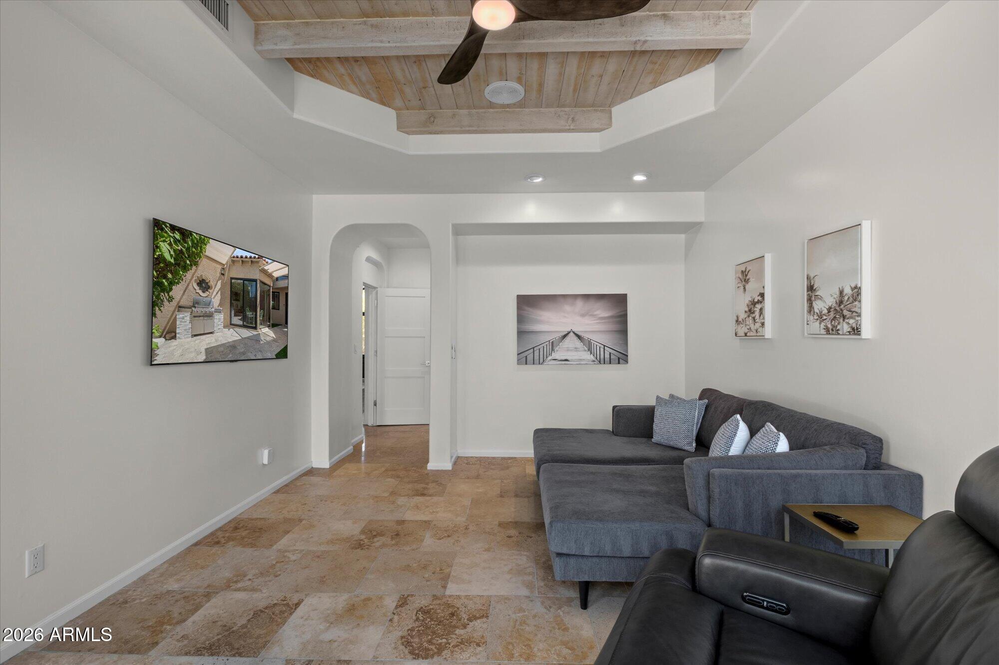 8401 N 84TH Place