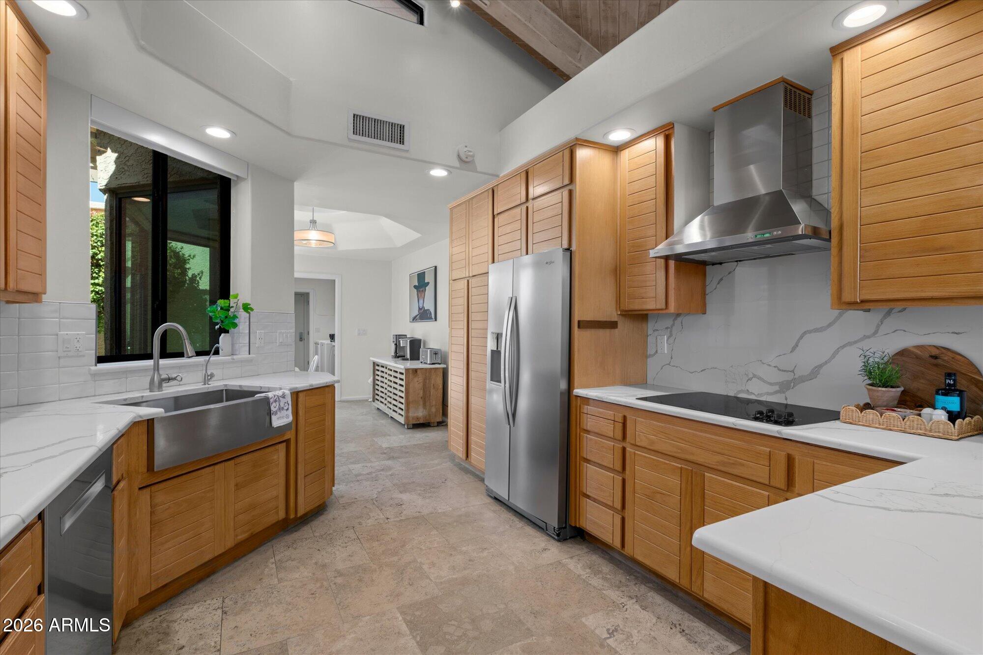 8401 N 84TH Place