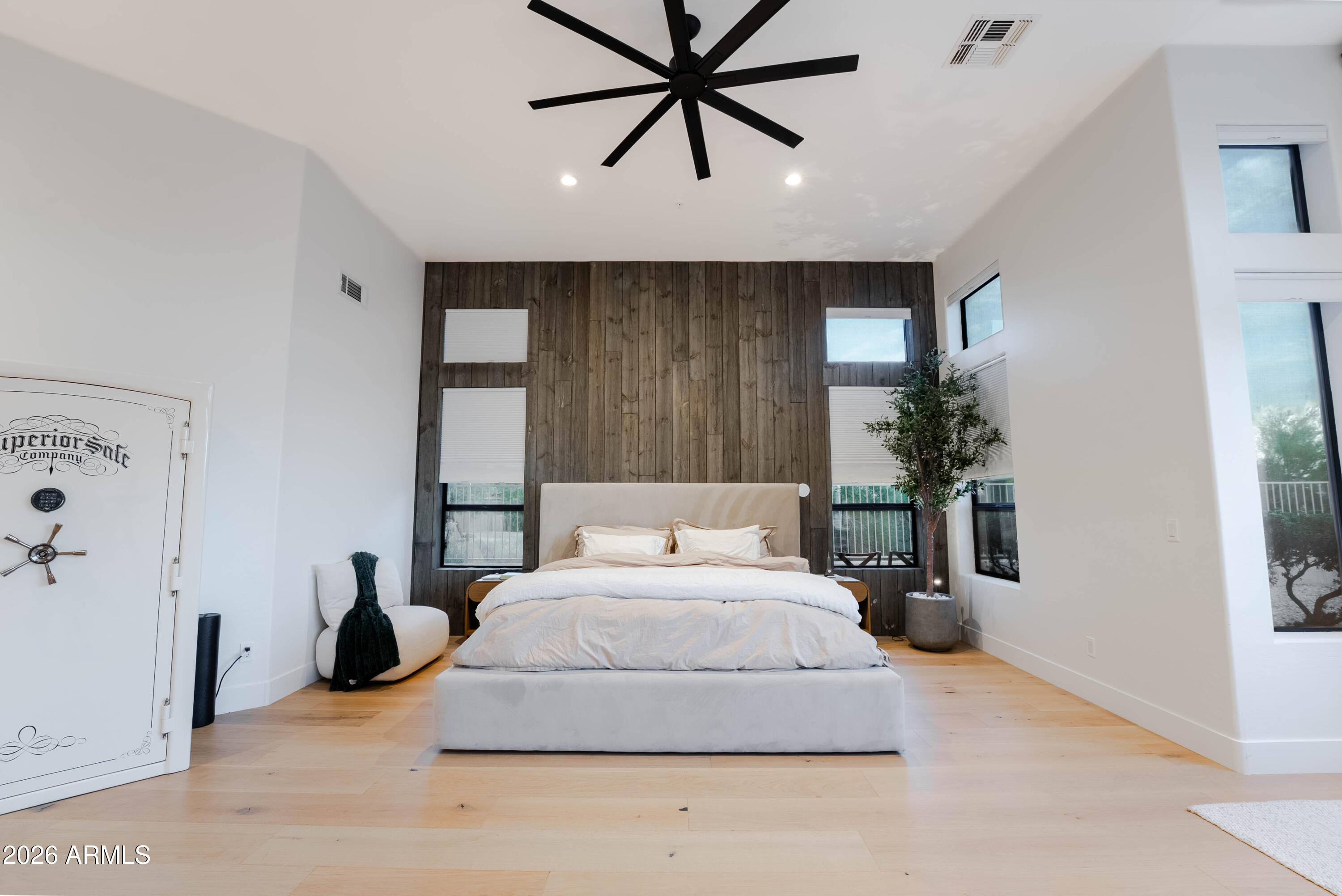 11529 E DESERT HOLLY Drive
