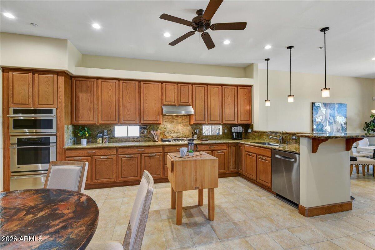 7347 E EVENING GLOW Drive