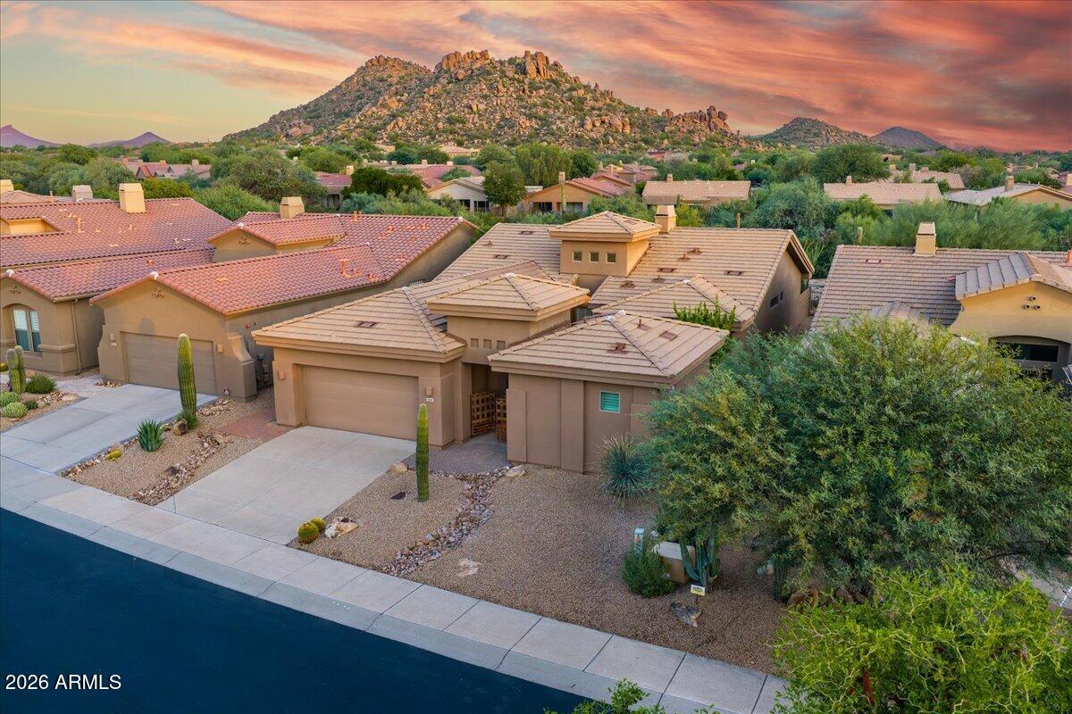 7347 E EVENING GLOW Drive