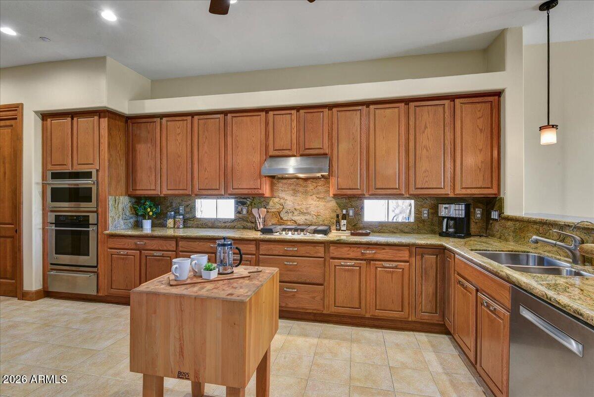 7347 E EVENING GLOW Drive