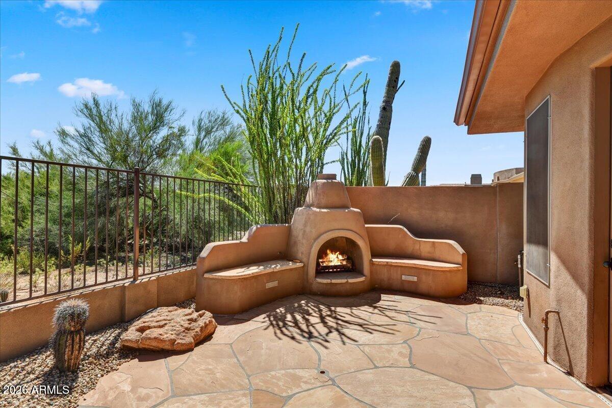 7347 E EVENING GLOW Drive