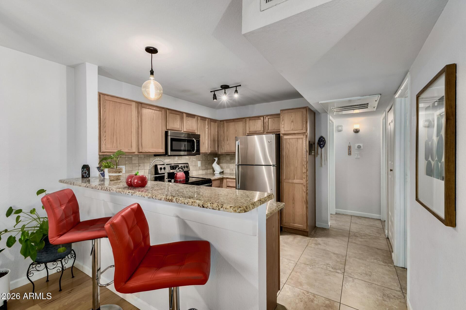 5122 E SHEA Boulevard 2097