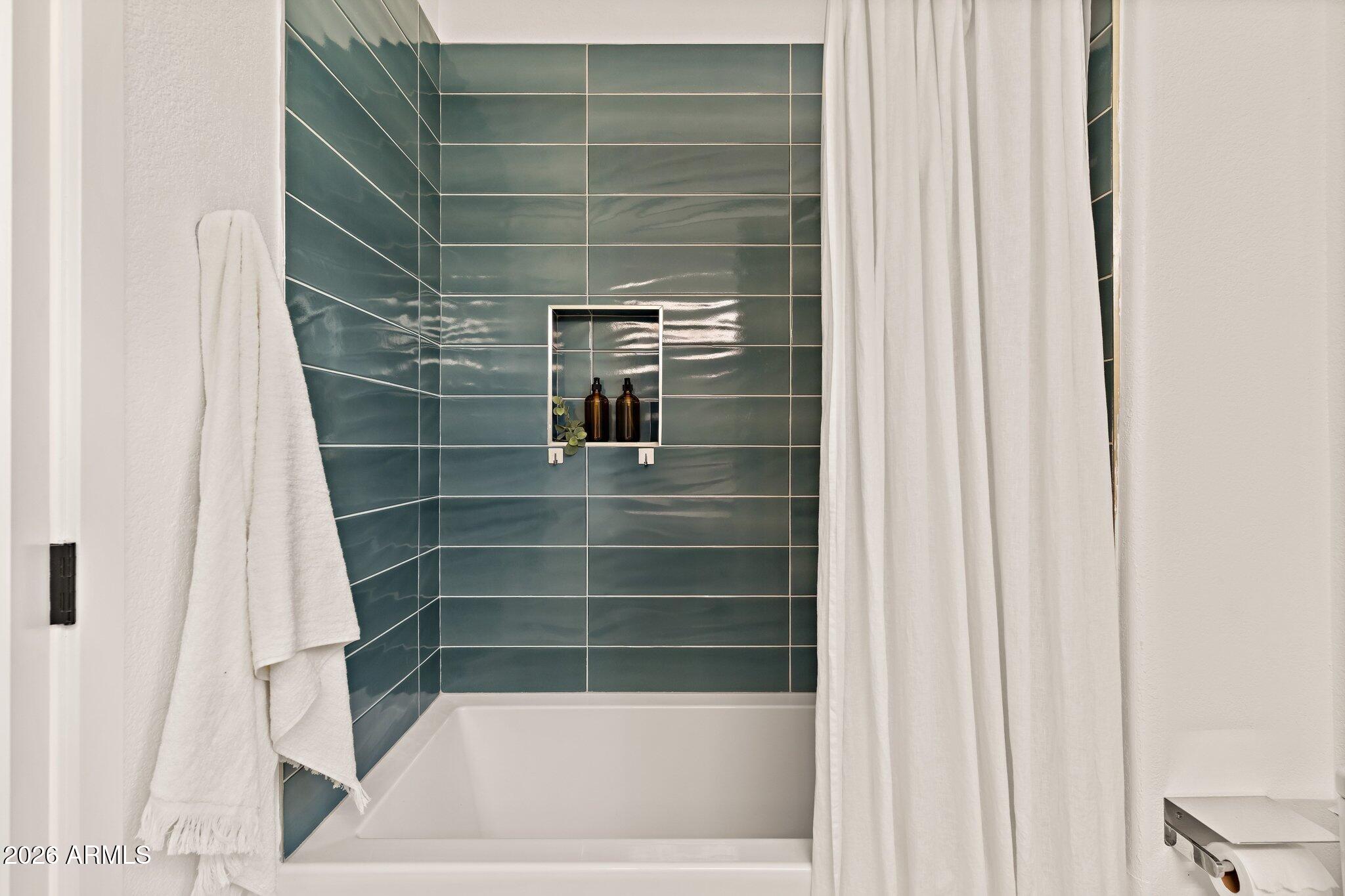 7027 N SCOTTSDALE Road Unit: 233