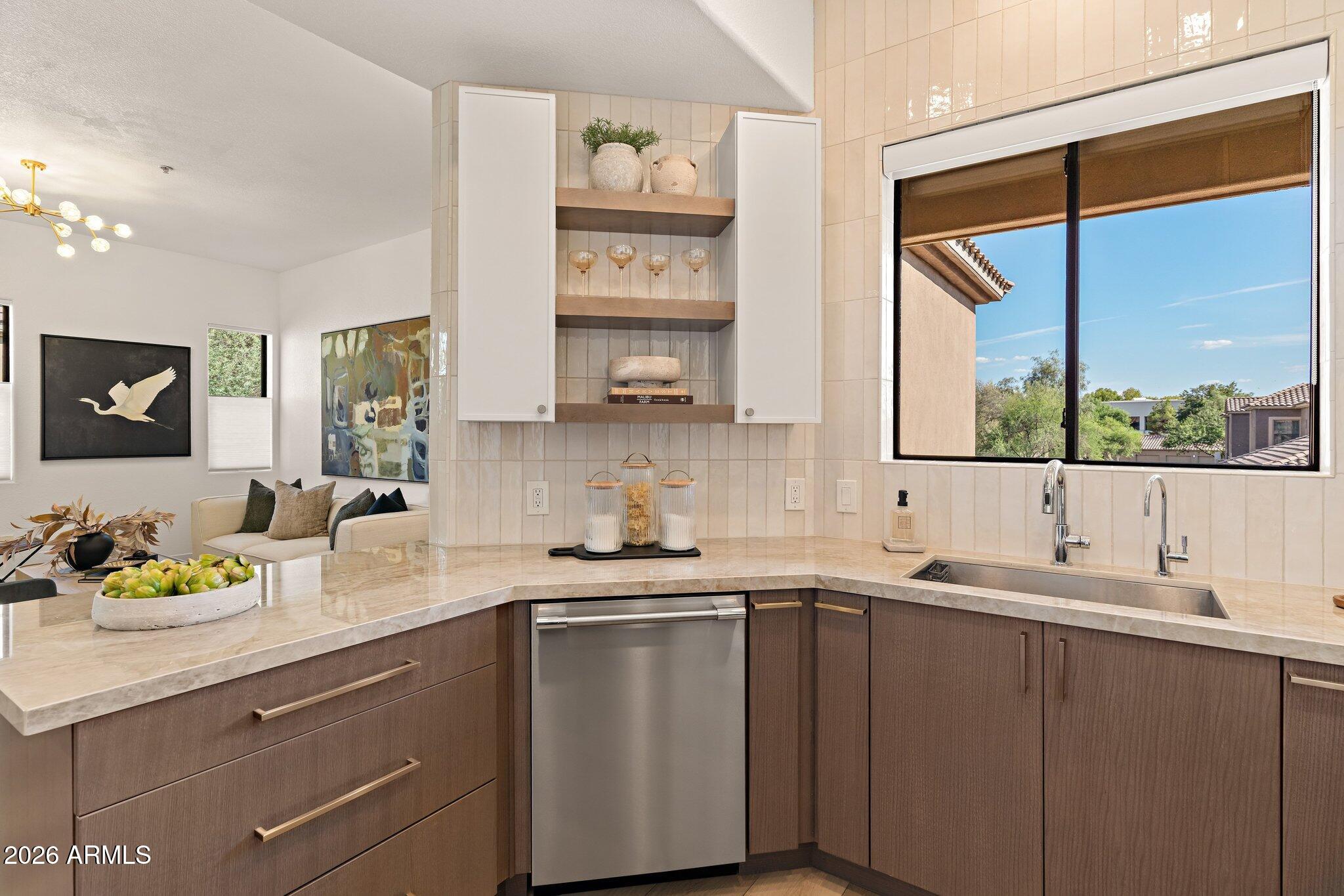 7027 N SCOTTSDALE Road Unit: 233