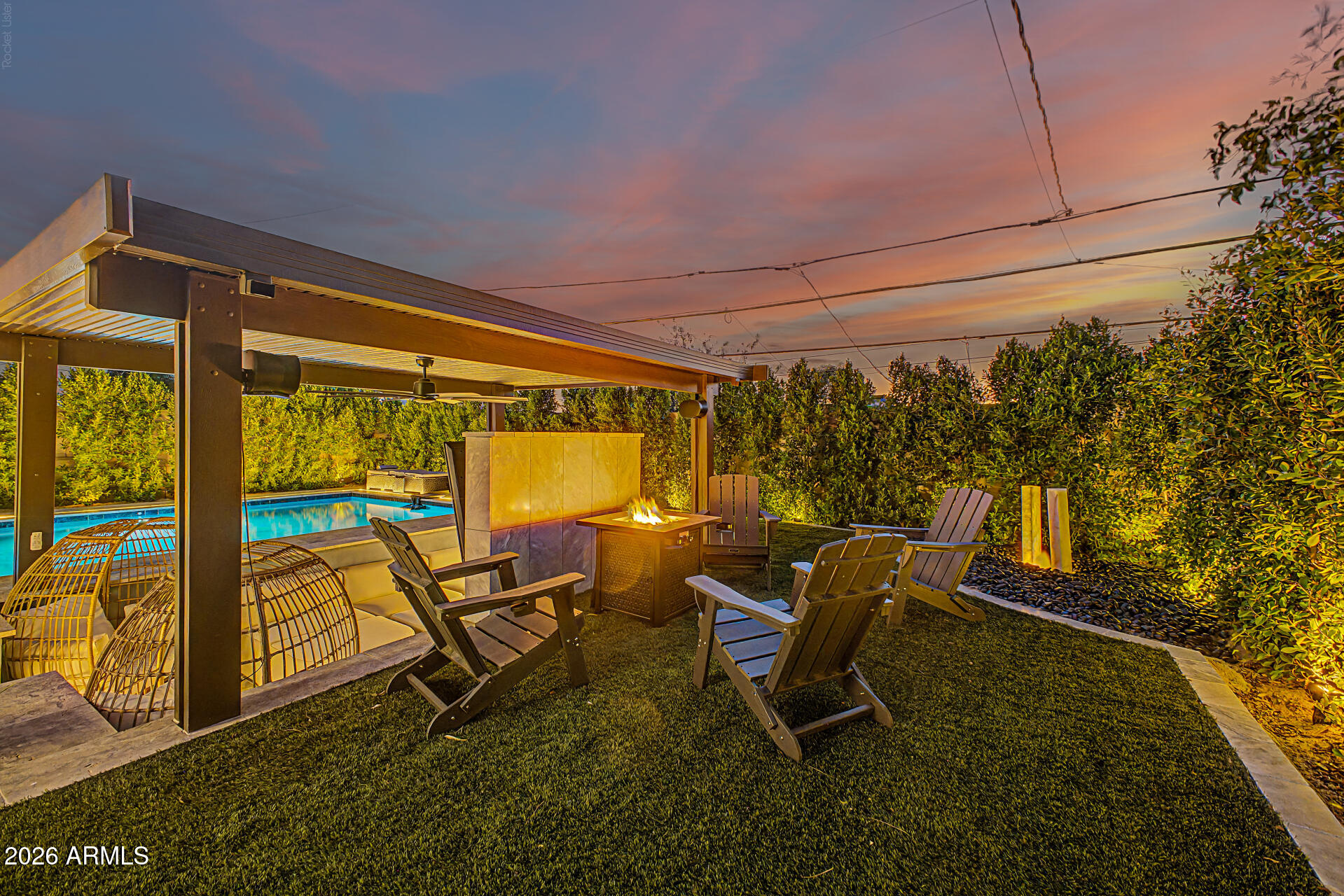 2336 N 28TH Place
