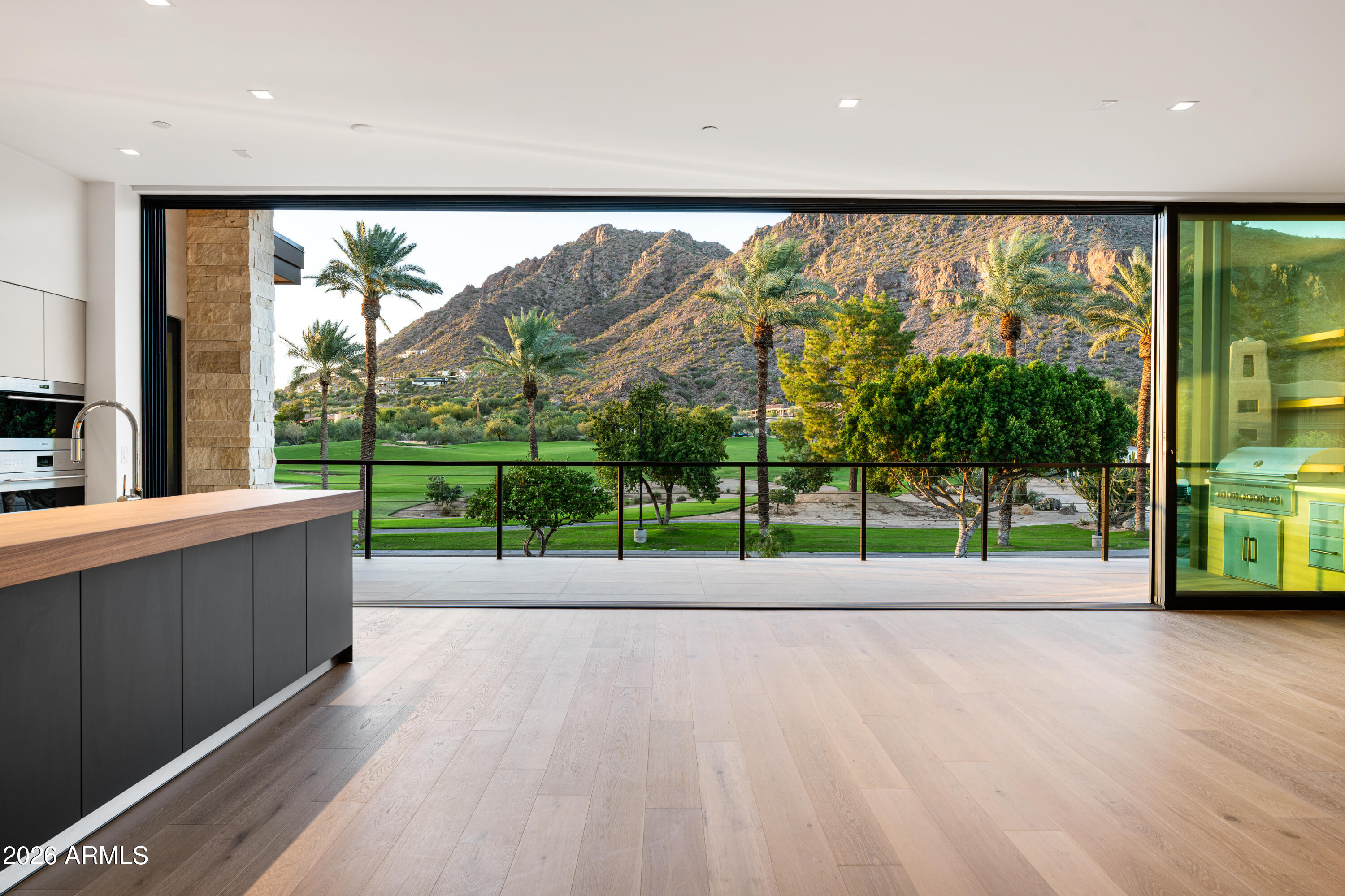 4575 N PHOENICIAN Boulevard 4
