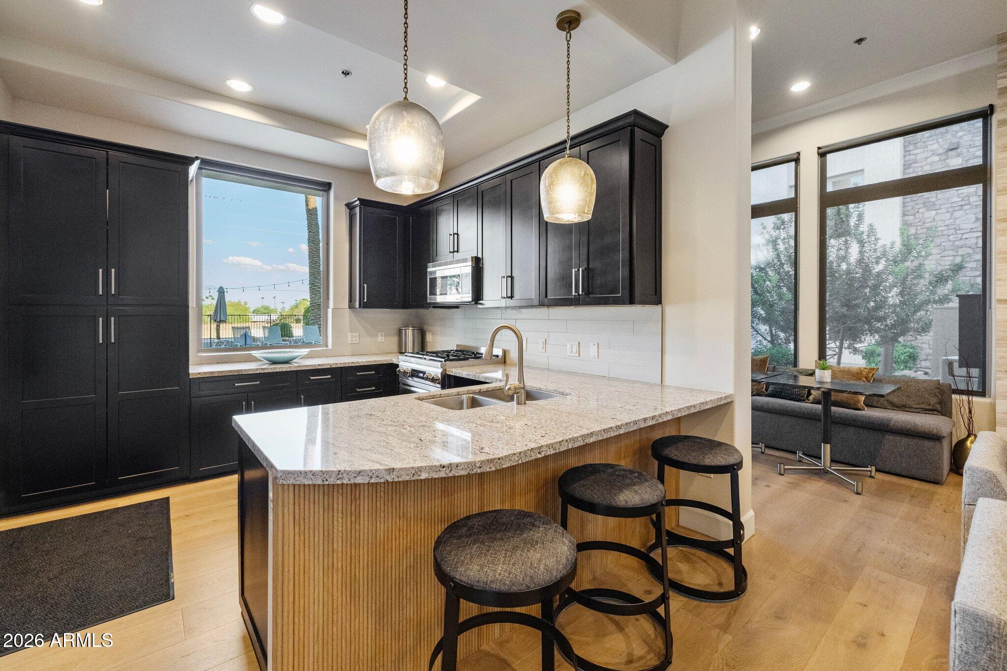 4803 N WOODMERE FAIRWAY 1005