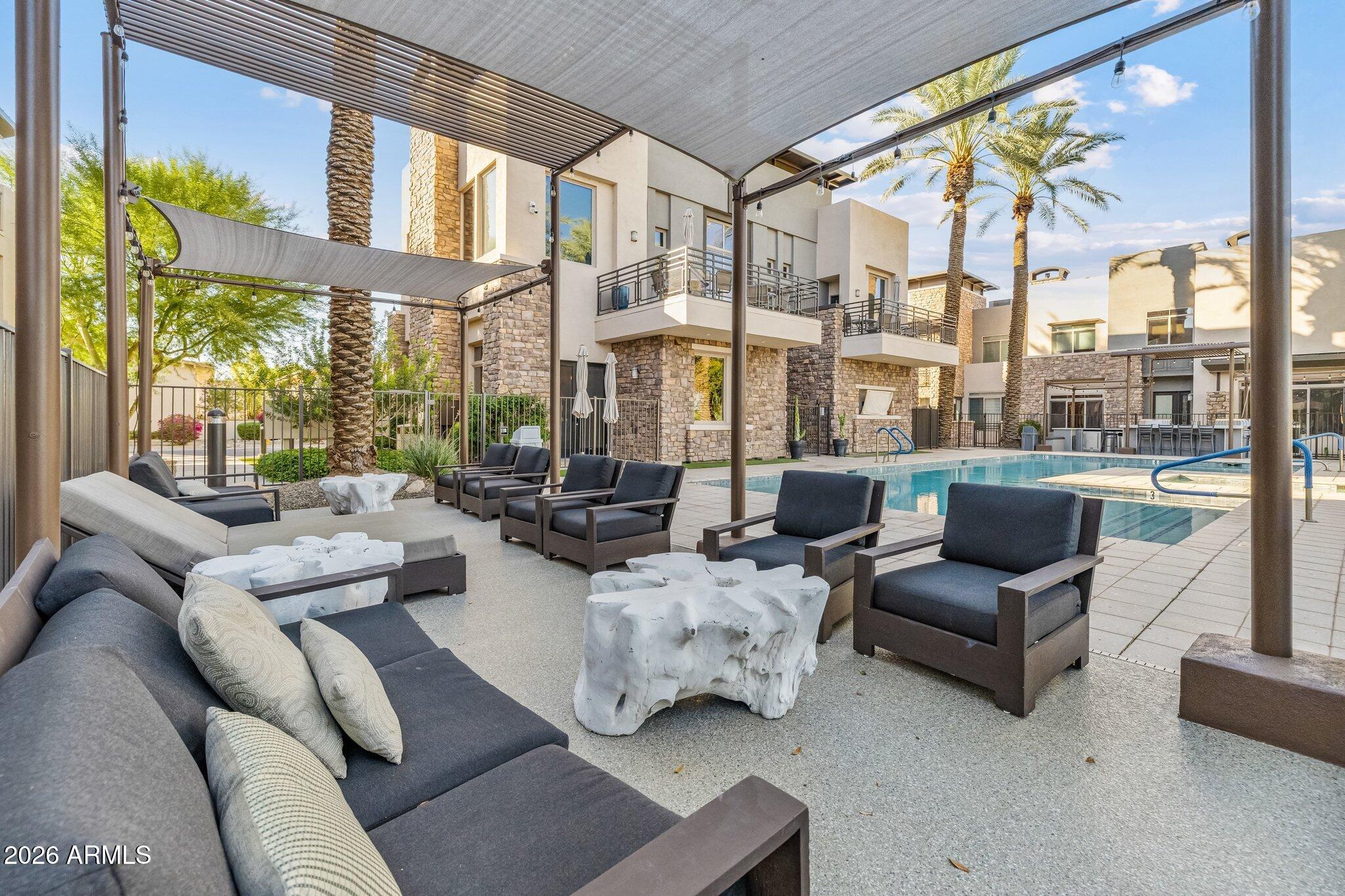 4803 N WOODMERE FAIRWAY 1005