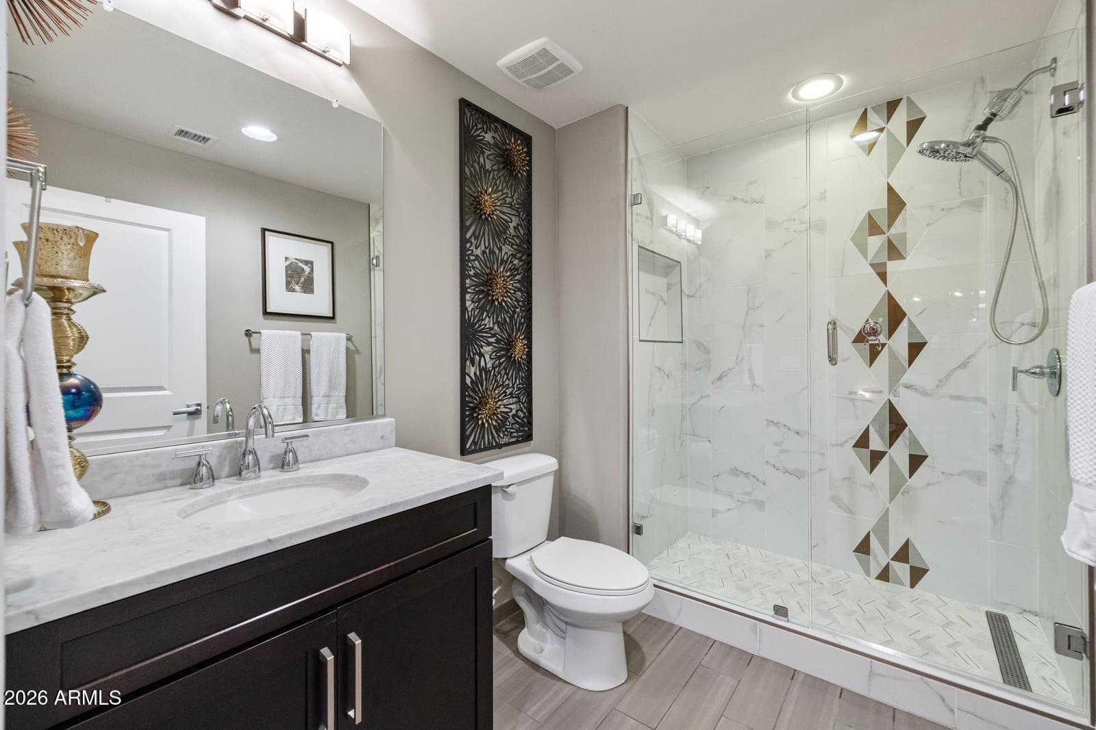 4803 N WOODMERE FAIRWAY 1005