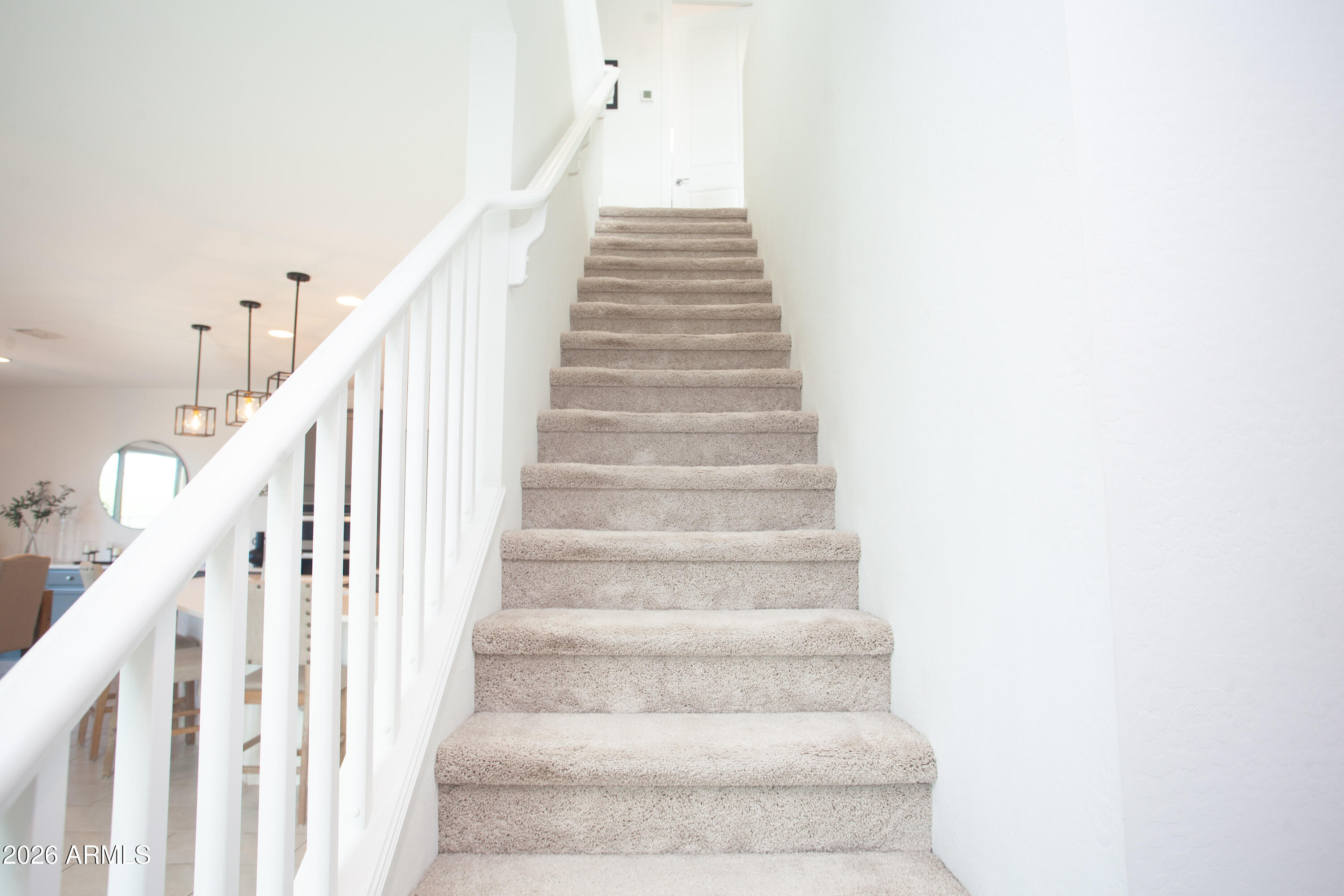 3110 E LOUISE Drive