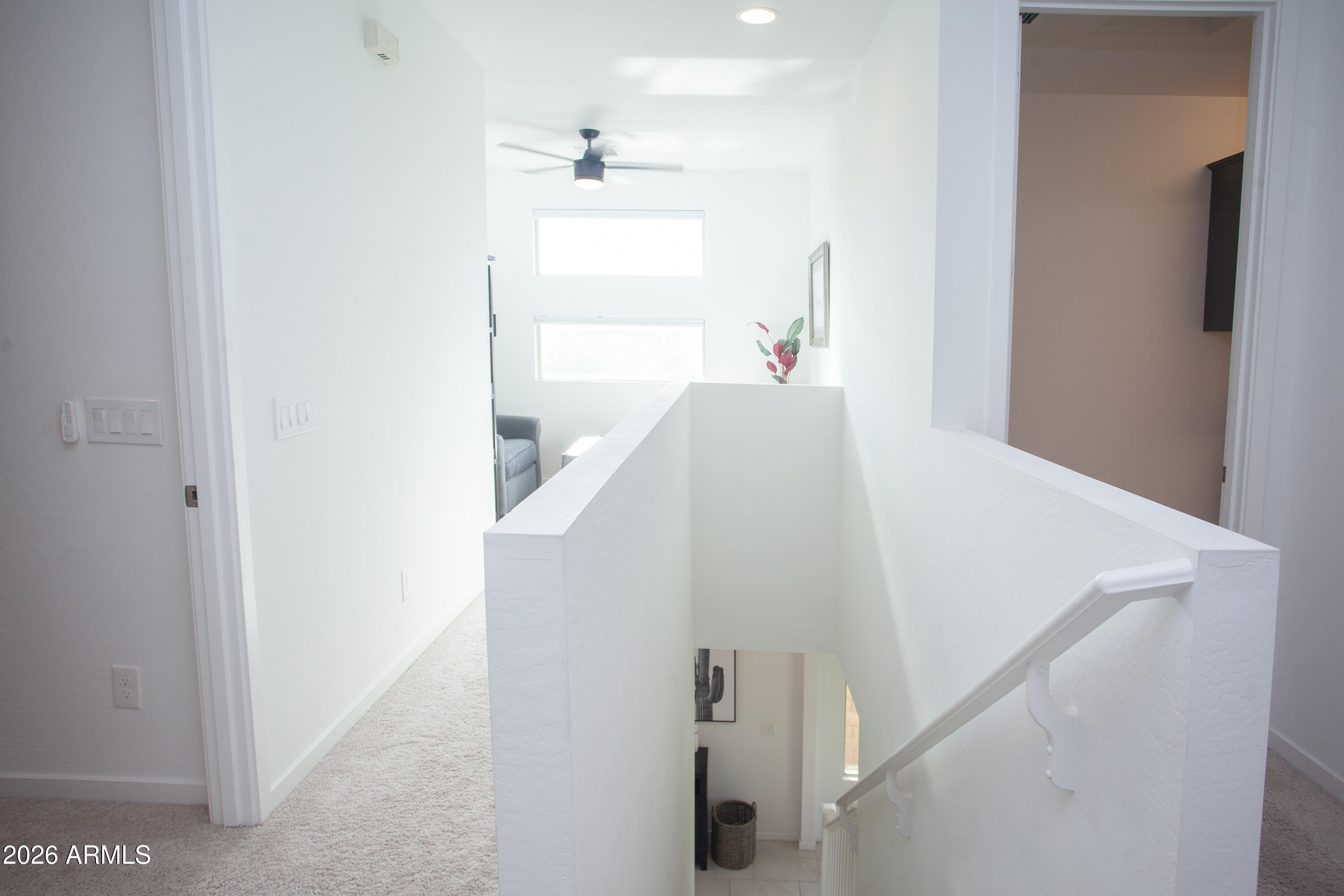 3110 E LOUISE Drive