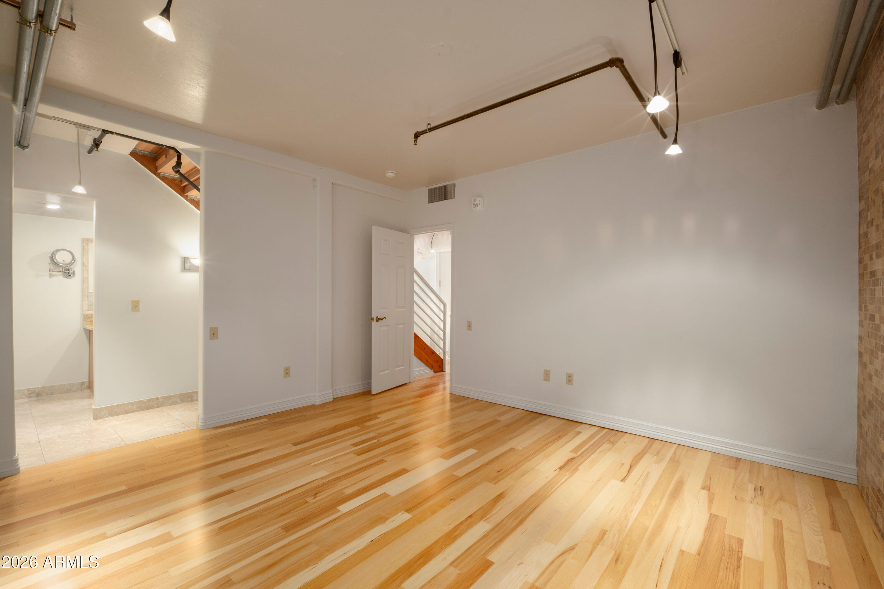 387 N 2ND Avenue 1C