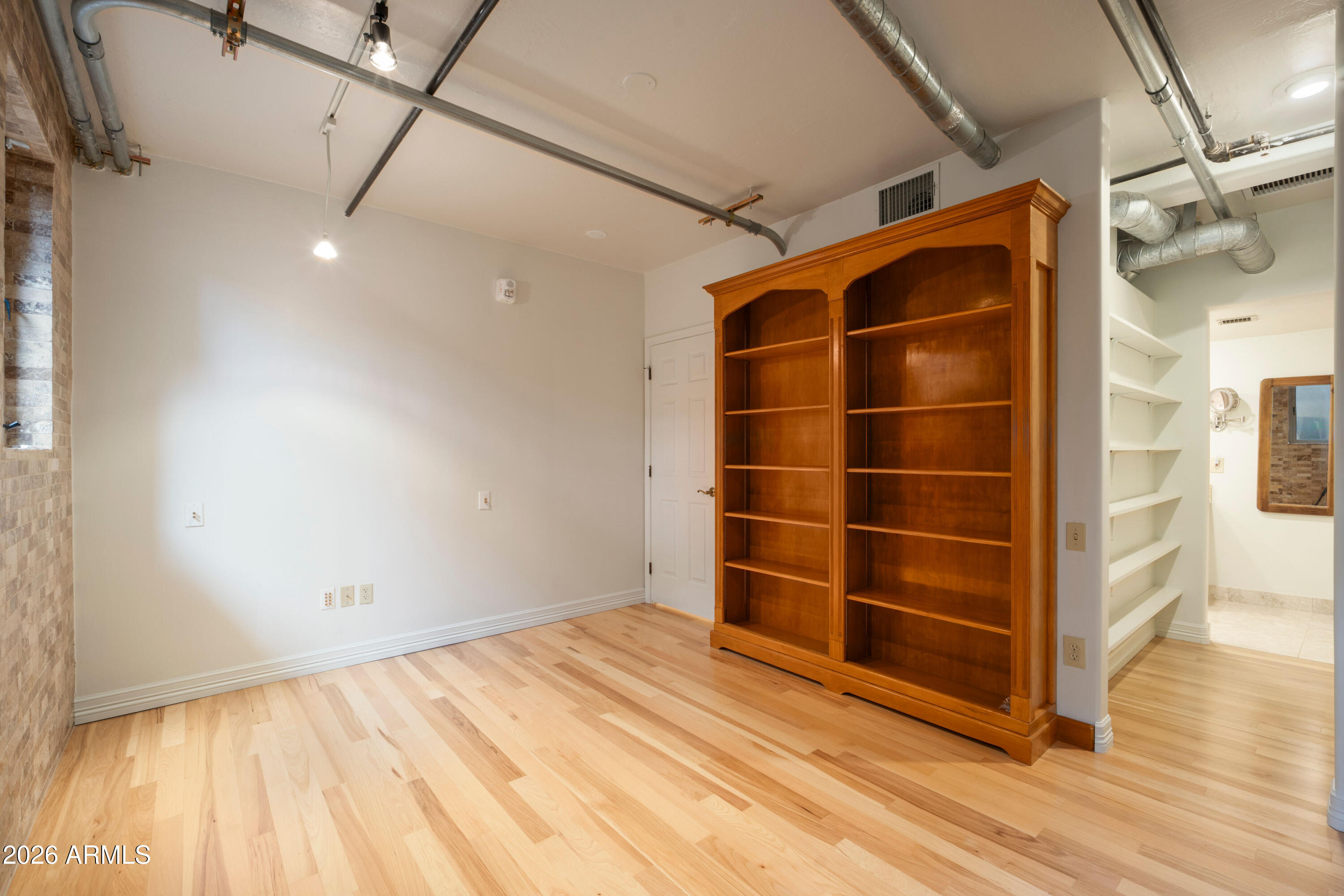 387 N 2ND Avenue 1C