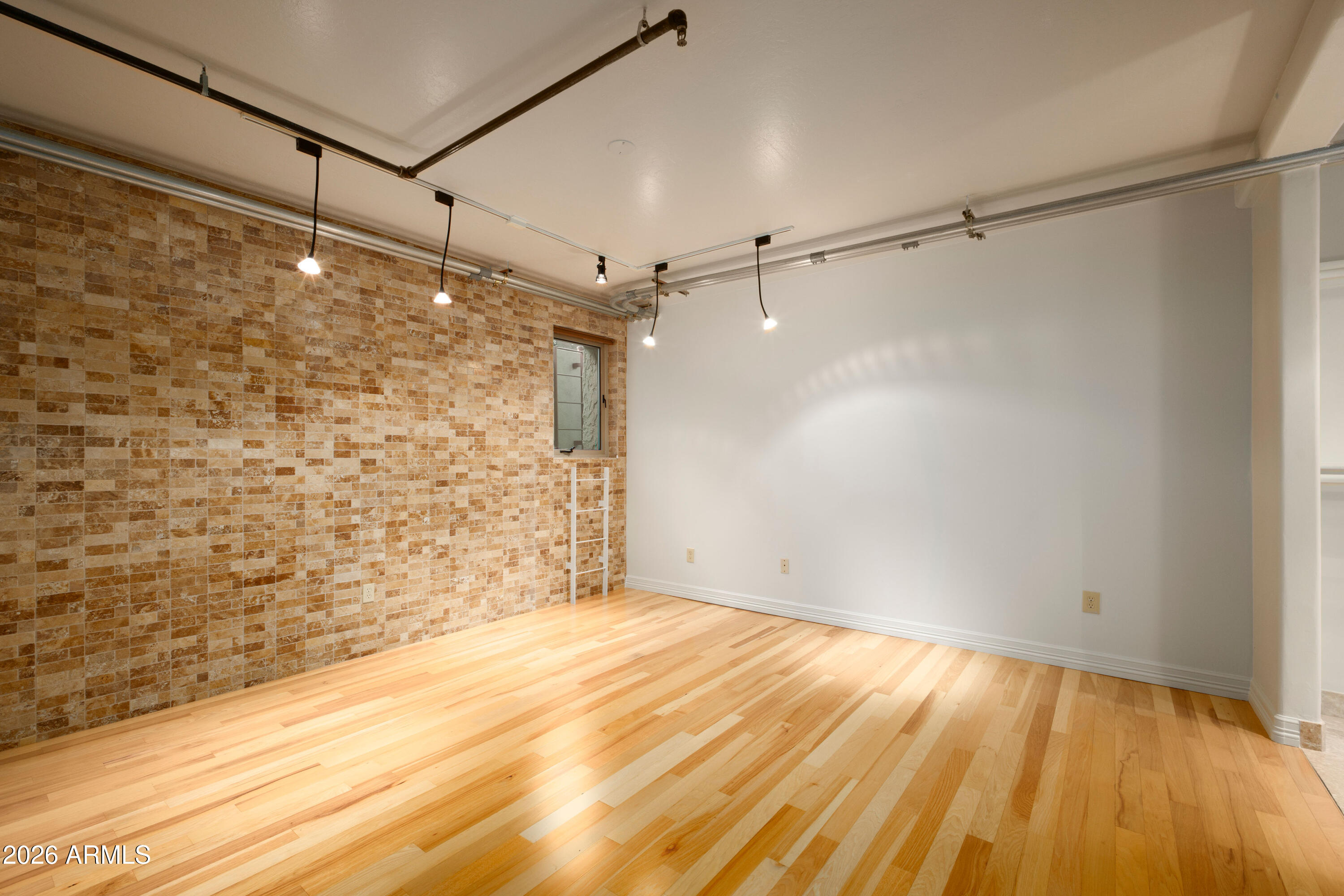 387 N 2ND Avenue 1C