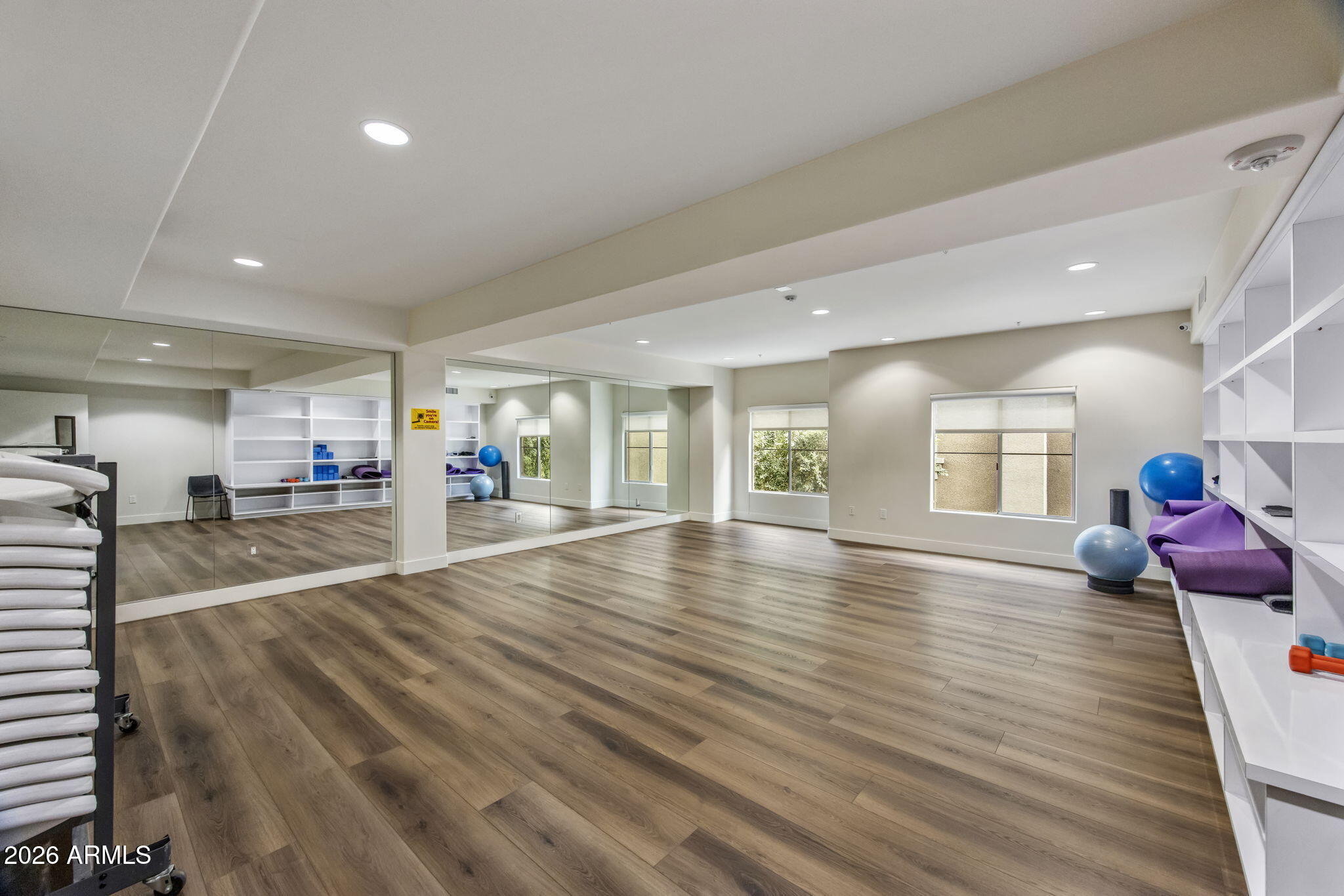 5450 E DEER VALLEY Drive 3172