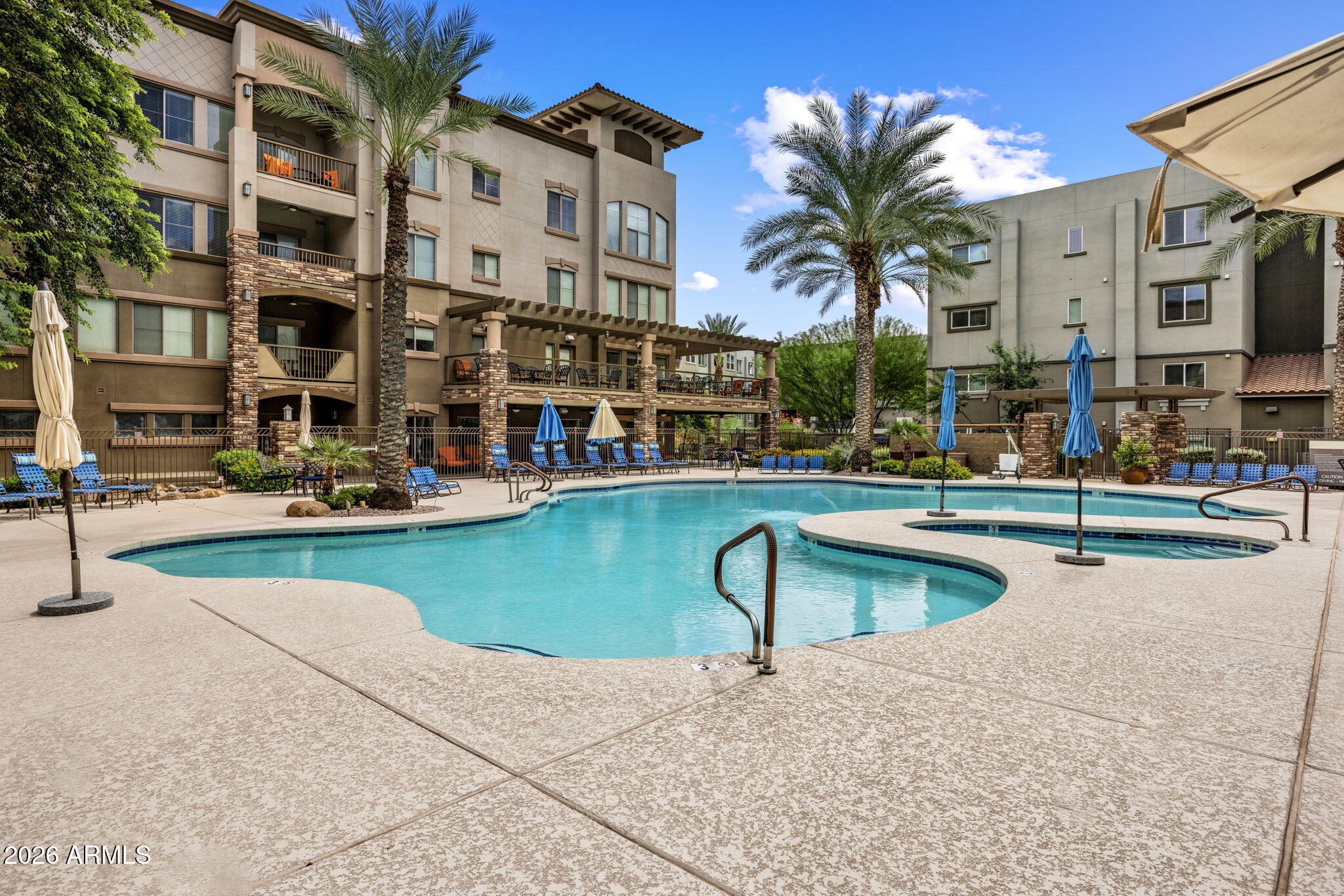 5450 E DEER VALLEY Drive 3172