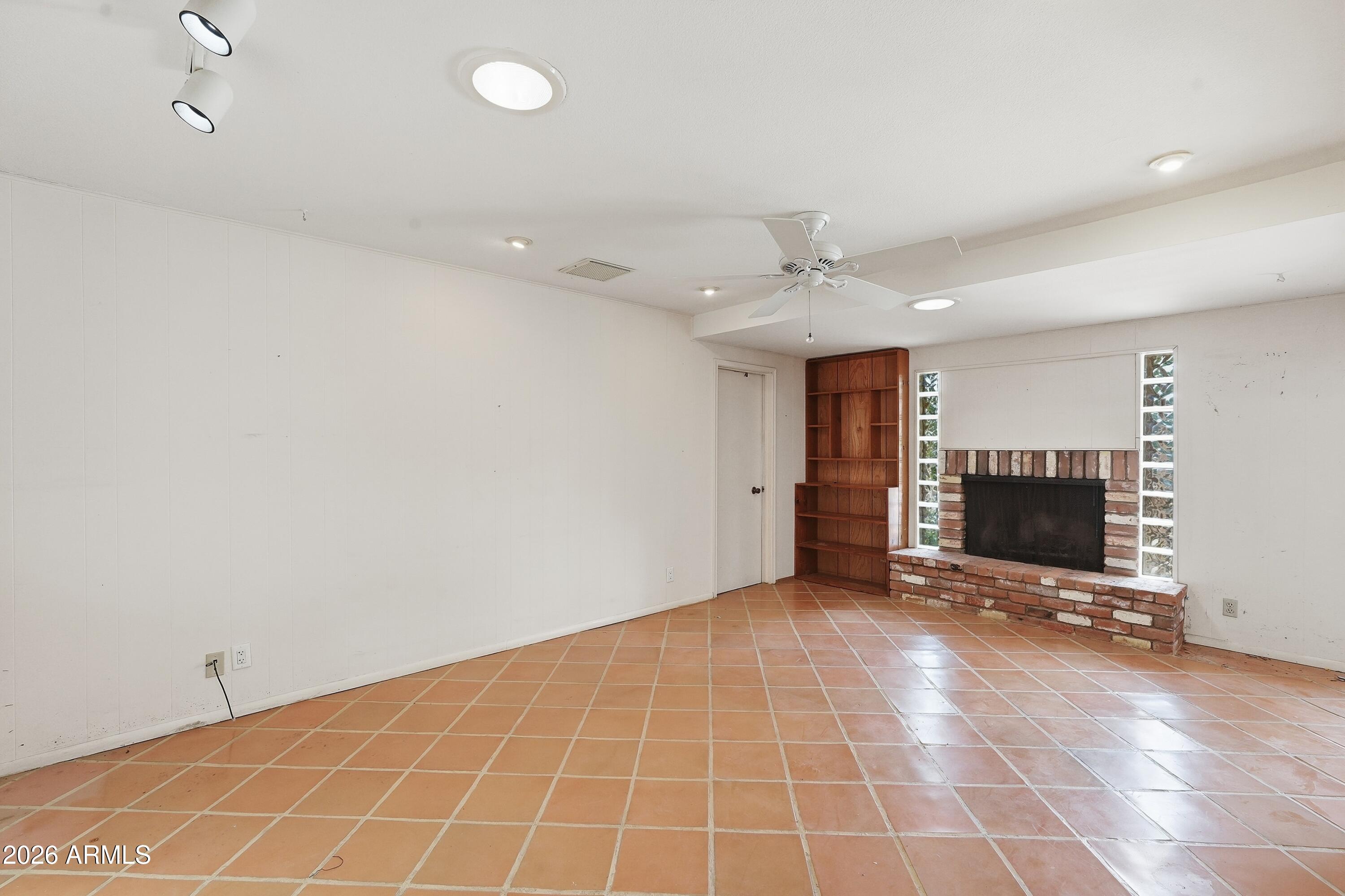 3023 N 81ST Place