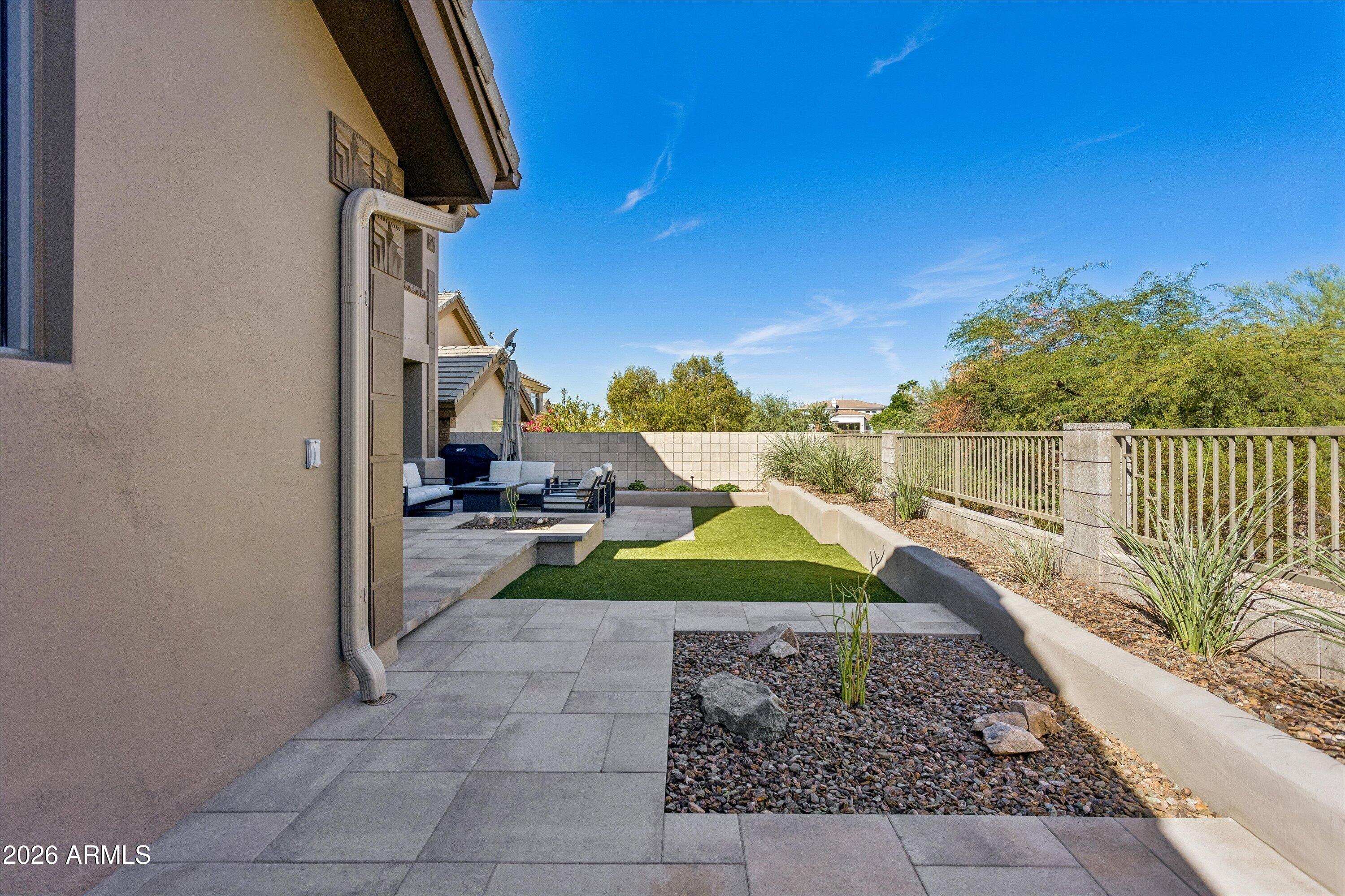 3018 E SIERRA VISTA Drive
