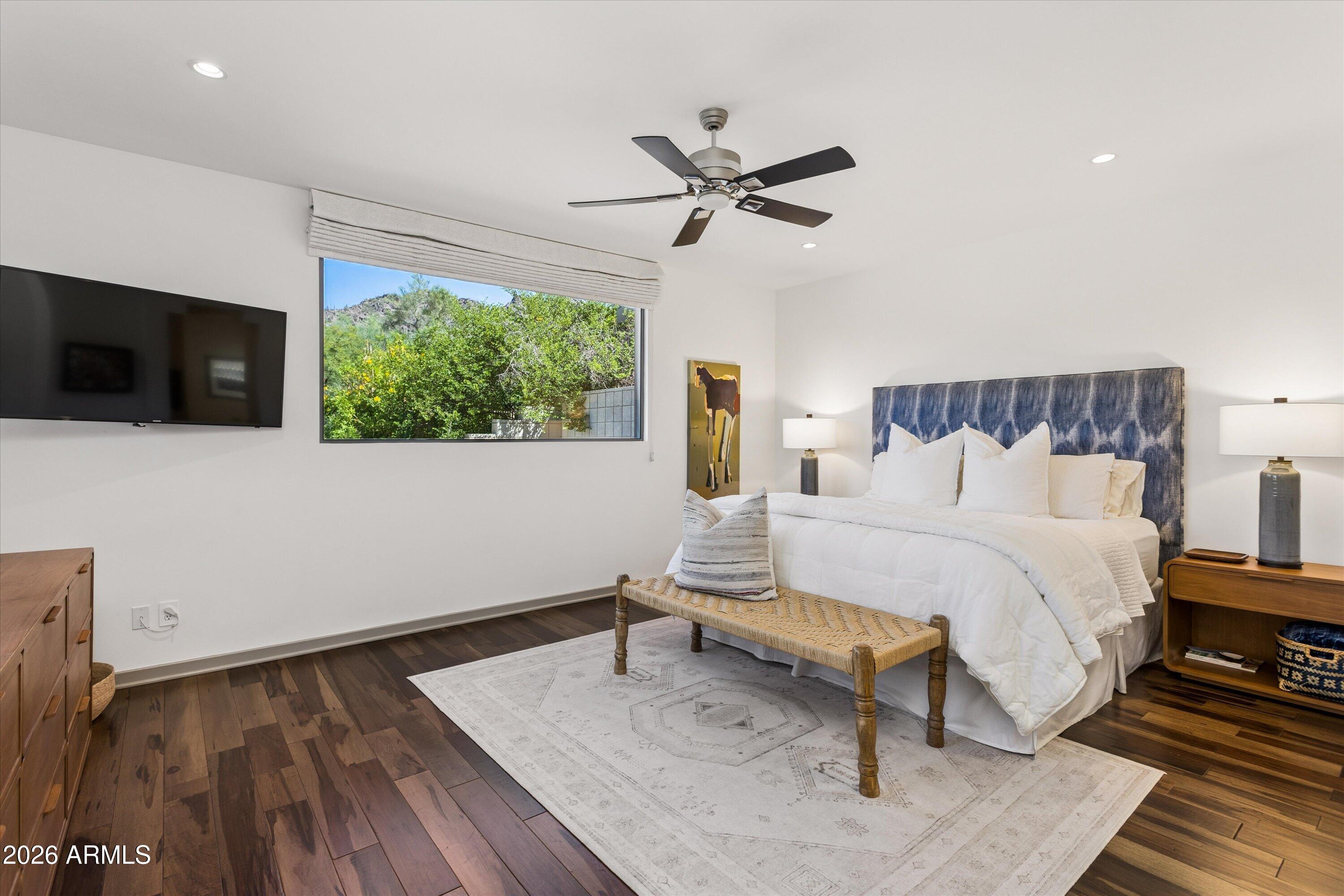 3018 E SIERRA VISTA Drive
