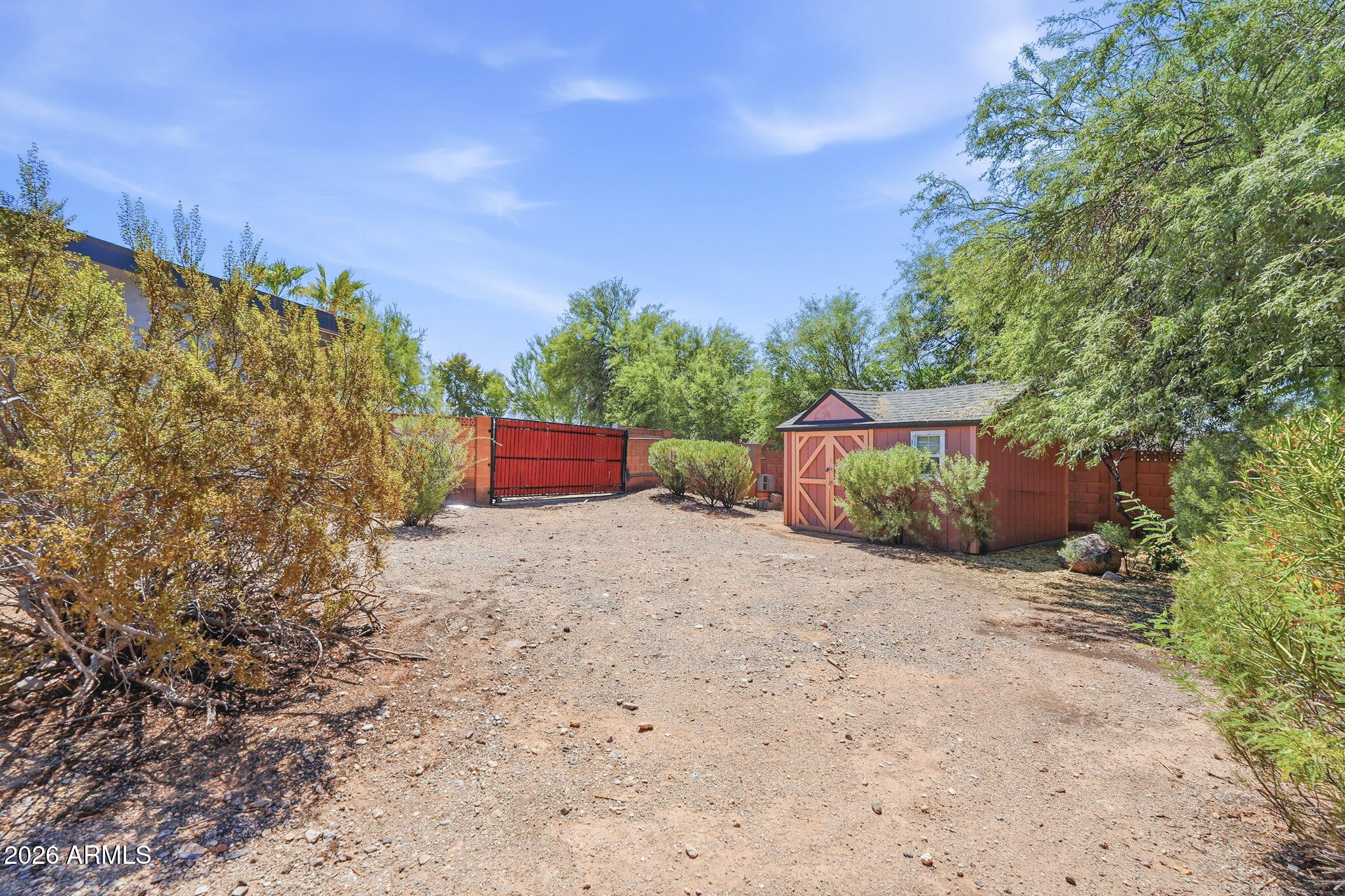 5822 N 23RD Place