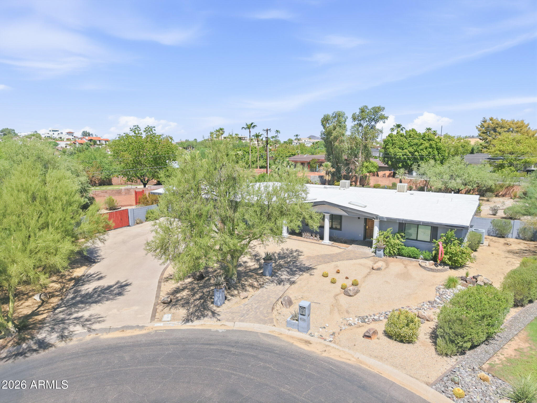 5822 N 23RD Place